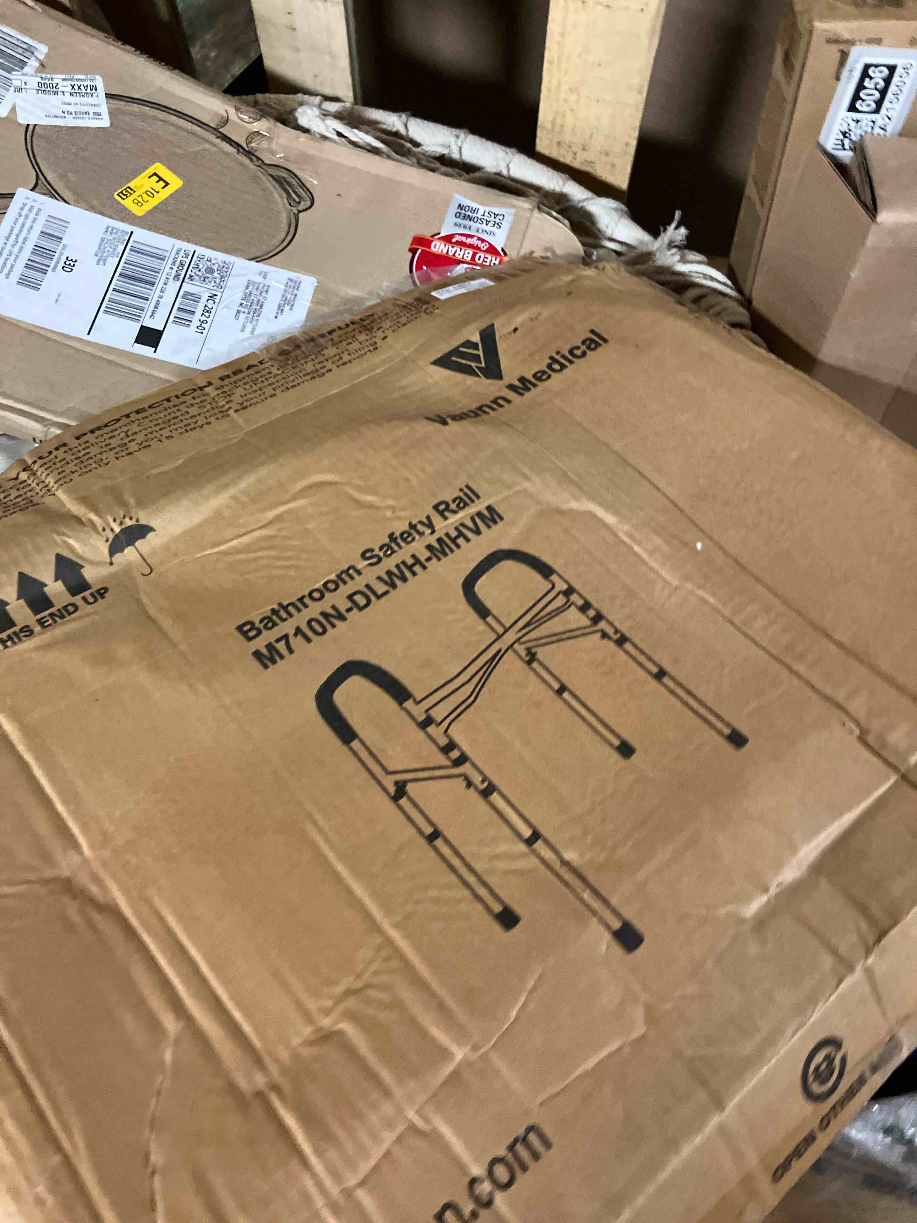 https://s3.amazonaws.com/lotting-images-prod/phillipi/GRA2156051_1752074126468.jpeg