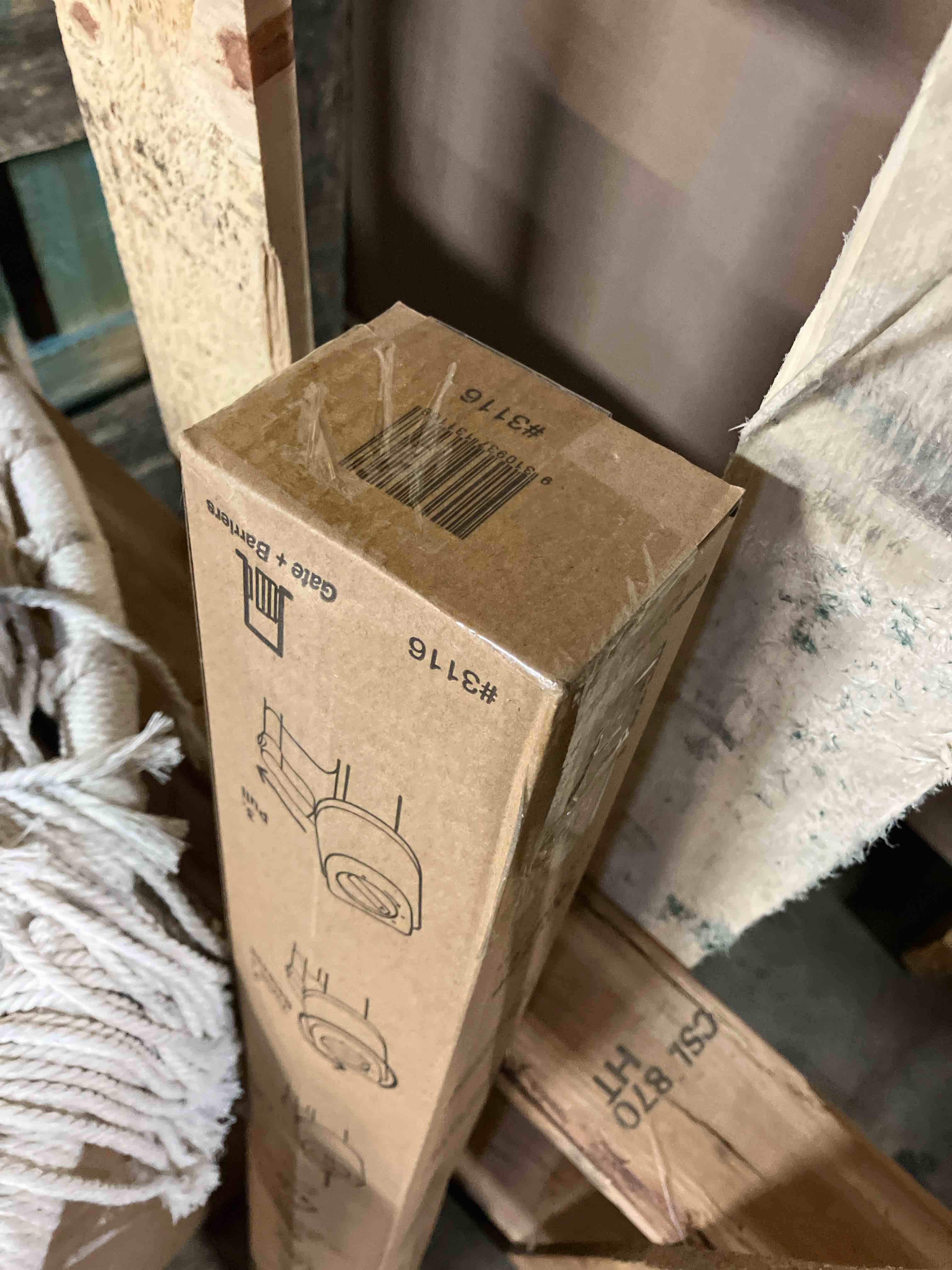 https://s3.amazonaws.com/lotting-images-prod/phillipi/GRA2156056_1752073494491.jpeg