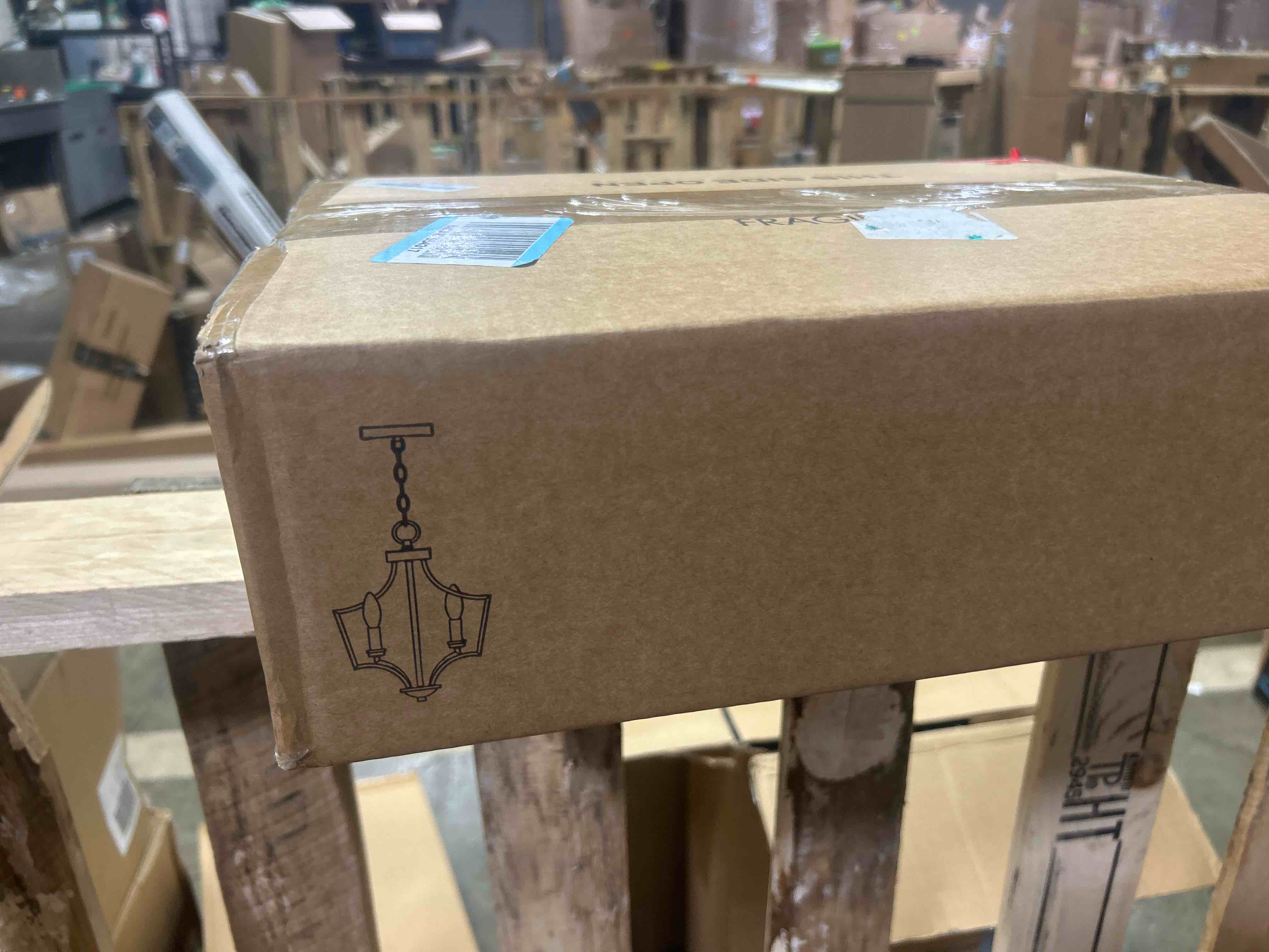 https://s3.amazonaws.com/lotting-images-prod/phillipi/GRA2156073_1753712224954.jpeg