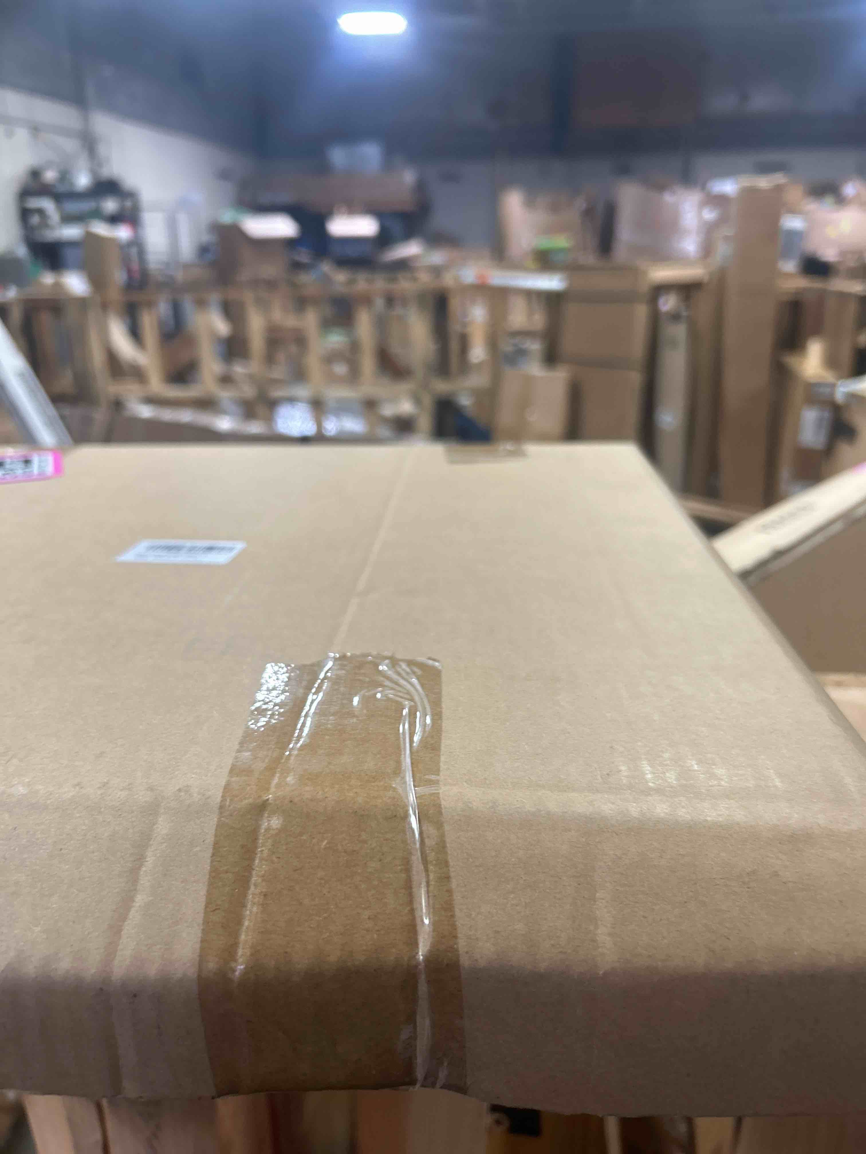 https://s3.amazonaws.com/lotting-images-prod/phillipi/GRA2156099_1753713265420.jpeg