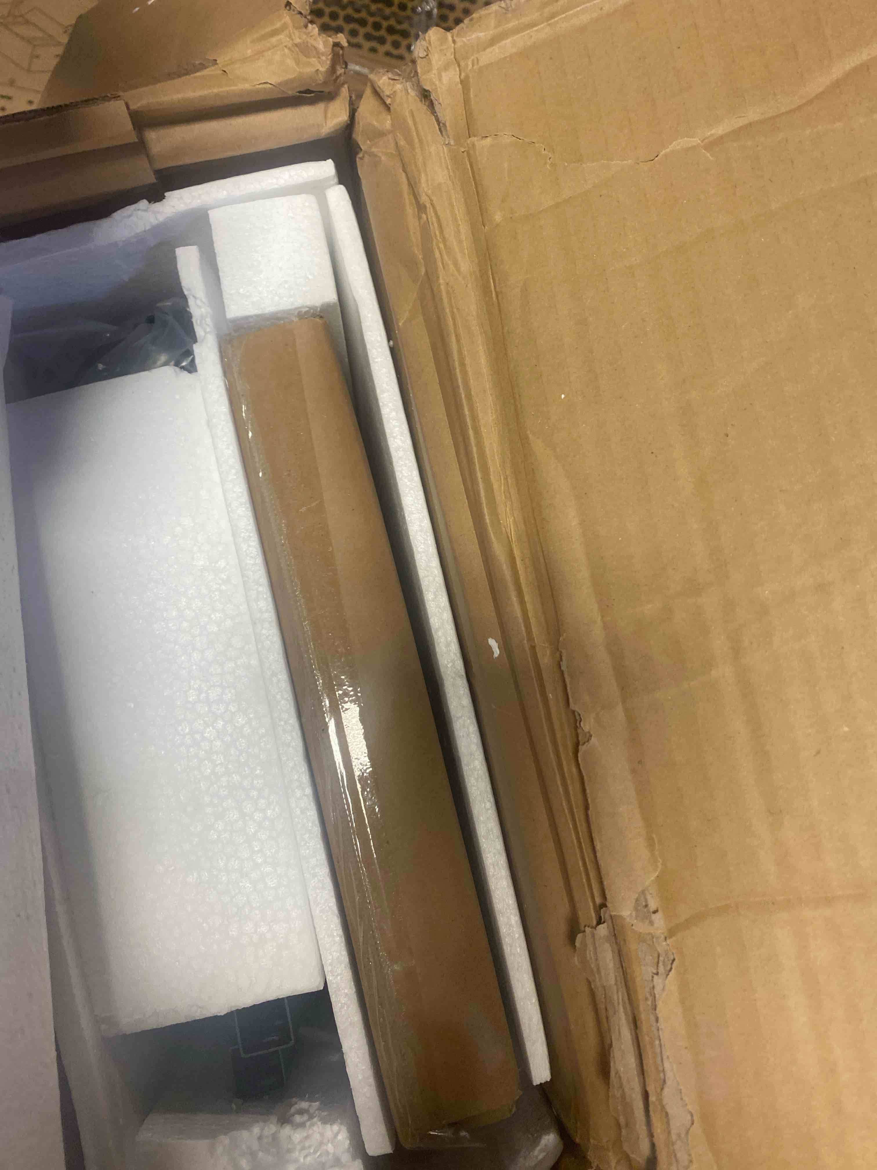 https://s3.amazonaws.com/lotting-images-prod/phillipi/GRA2156143_1754506918426.jpeg