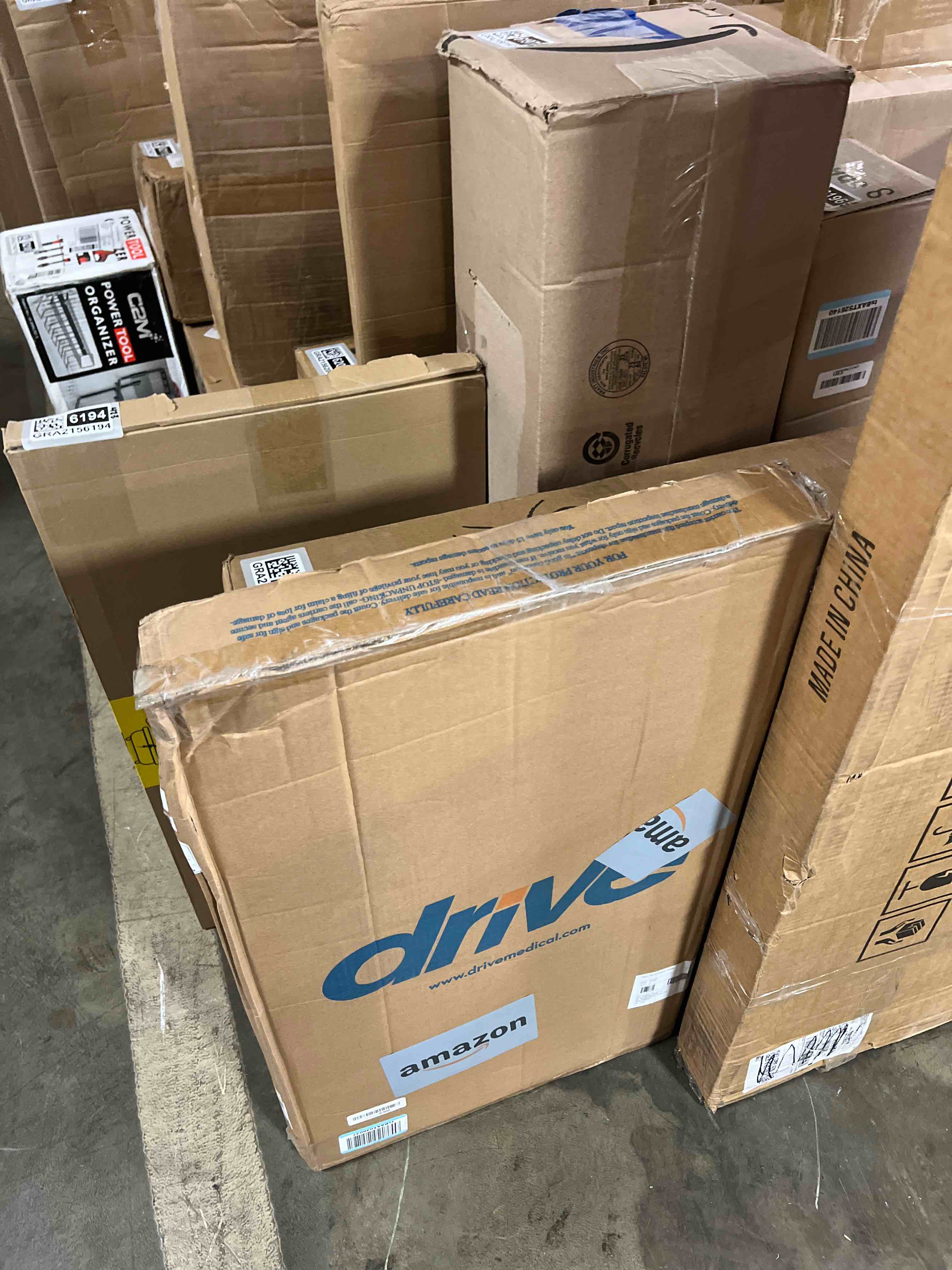 https://s3.amazonaws.com/lotting-images-prod/phillipi/GRA2156190_1756834423077.jpeg