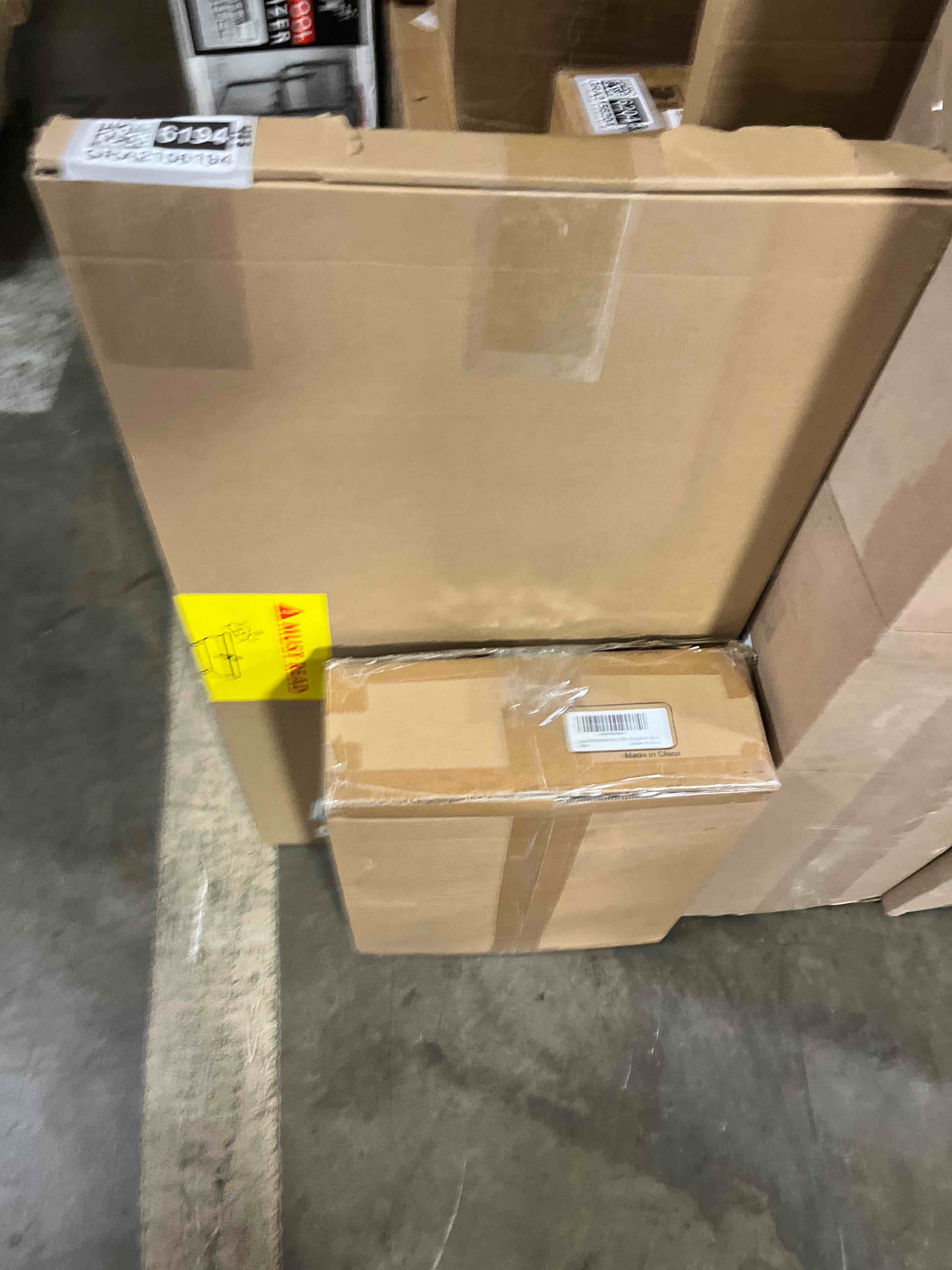 https://s3.amazonaws.com/lotting-images-prod/phillipi/GRA2156193_1756834156060.jpeg