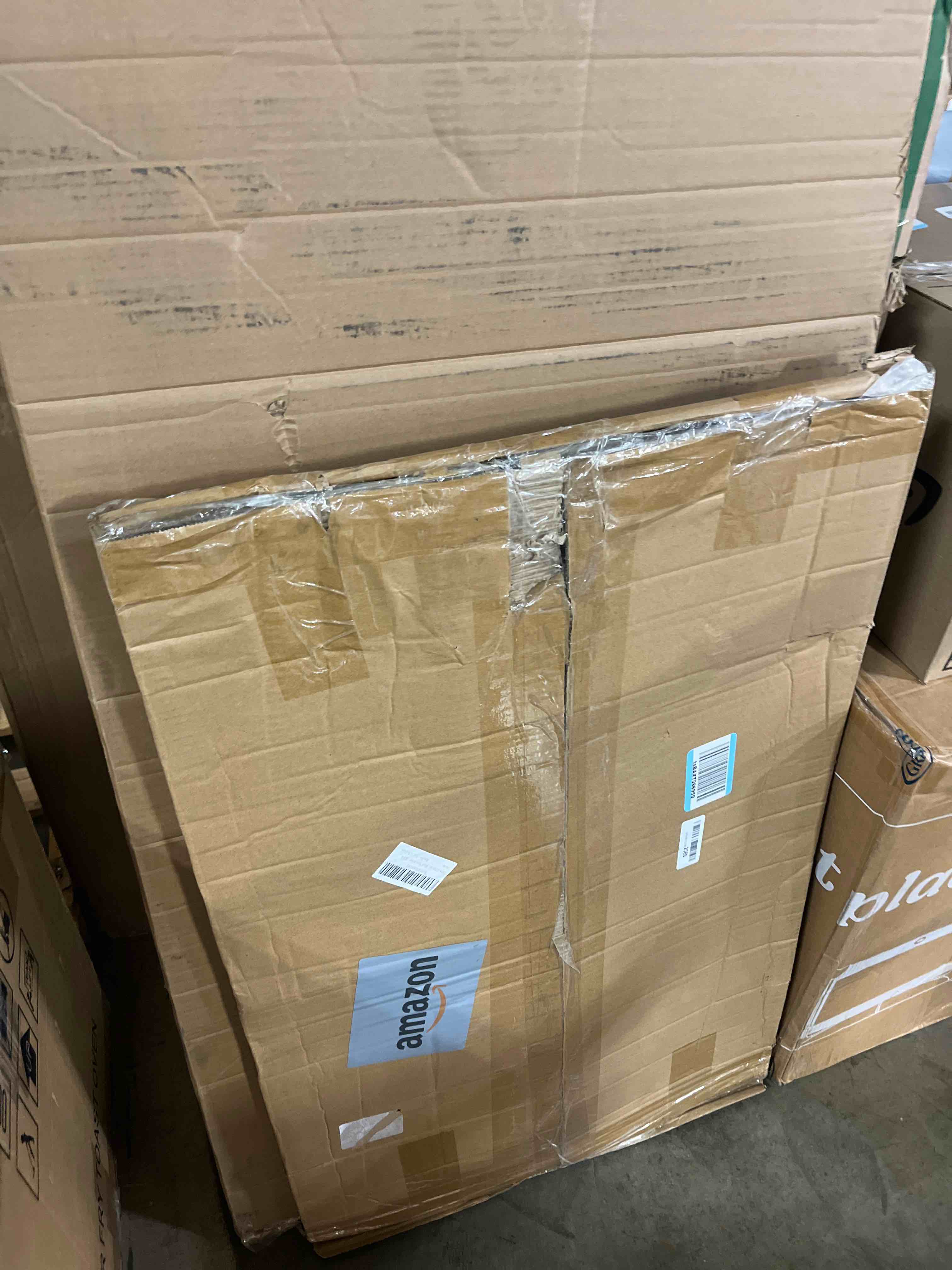 https://s3.amazonaws.com/lotting-images-prod/phillipi/GRA2156217_1756831210133.jpeg