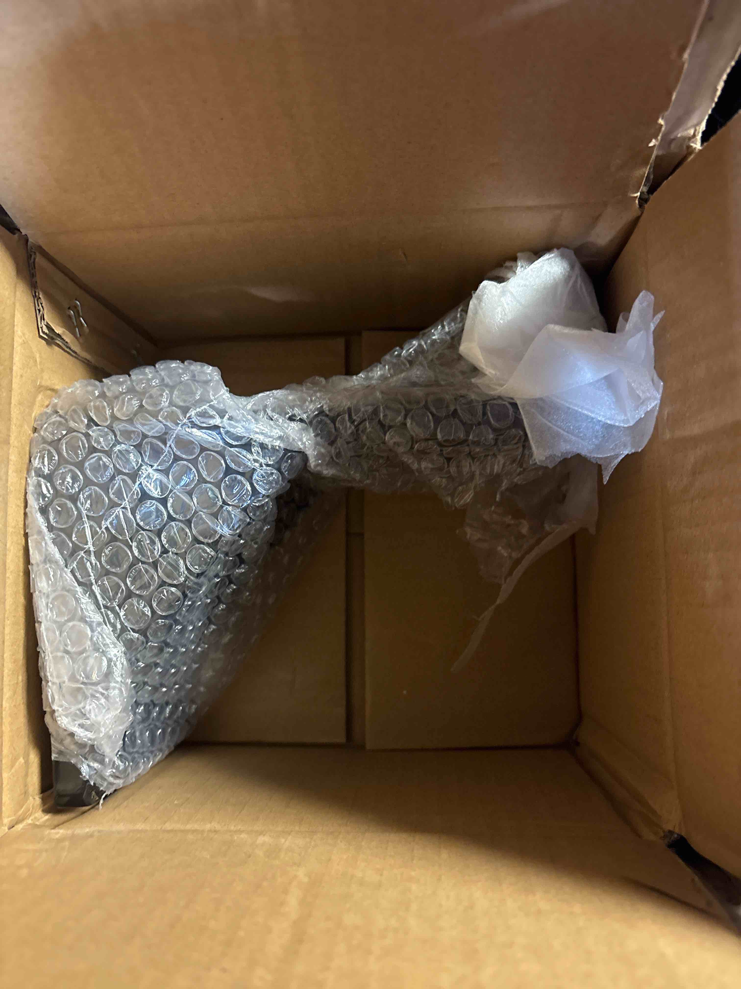 https://s3.amazonaws.com/lotting-images-prod/phillipi/GRA2156261_1757001530810.jpeg