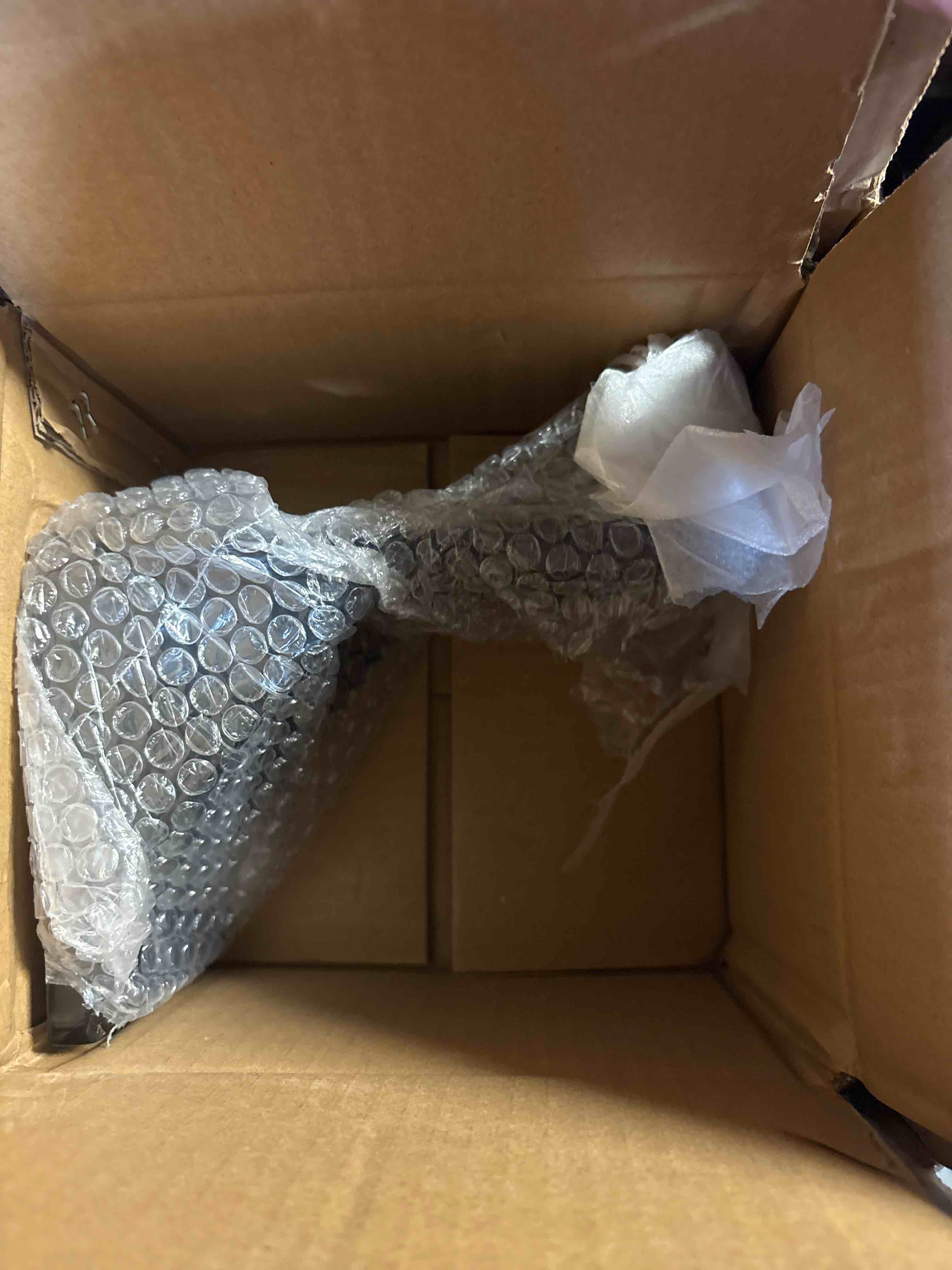 https://s3.amazonaws.com/lotting-images-prod/phillipi/GRA2156261_1757001532221.jpeg