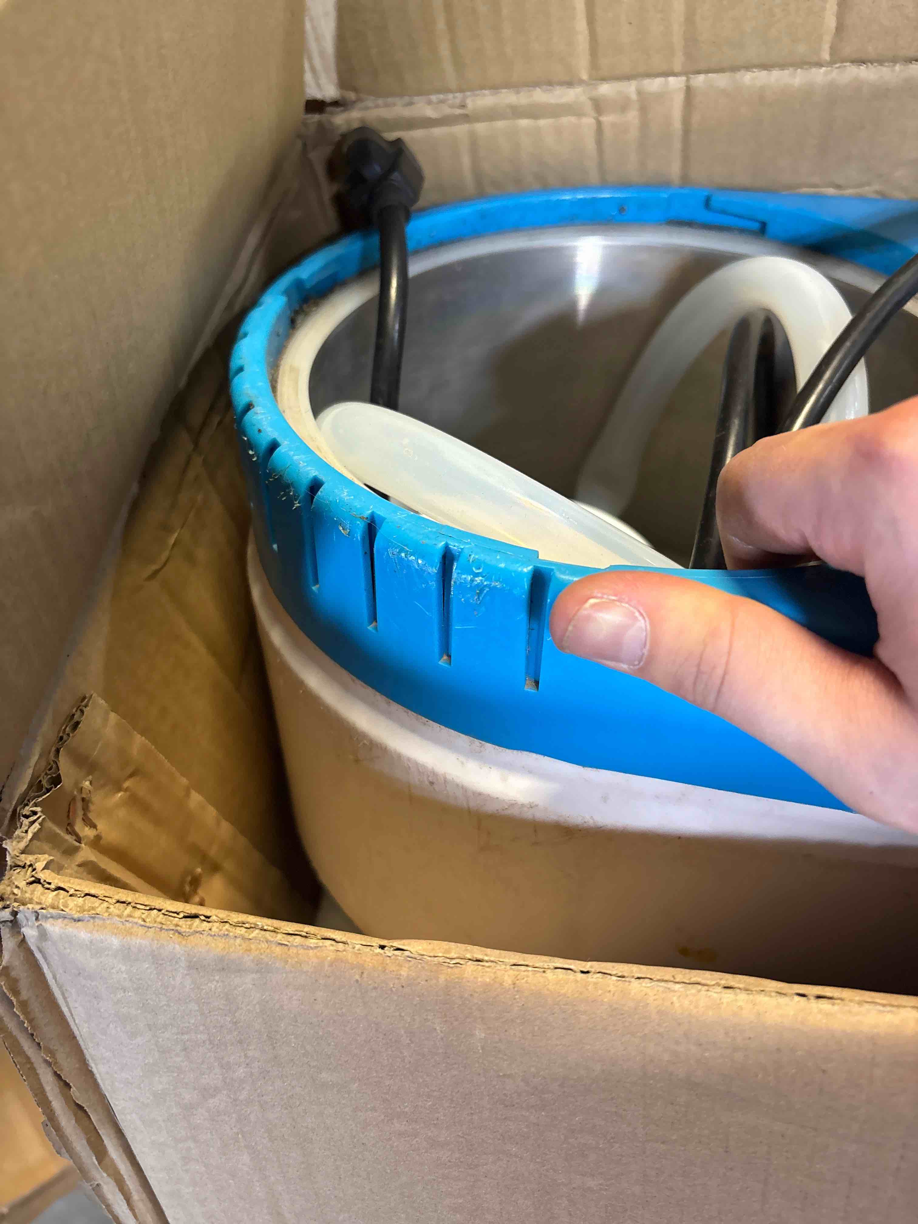https://s3.amazonaws.com/lotting-images-prod/phillipi/GRA2156267_1757003067164.jpeg
