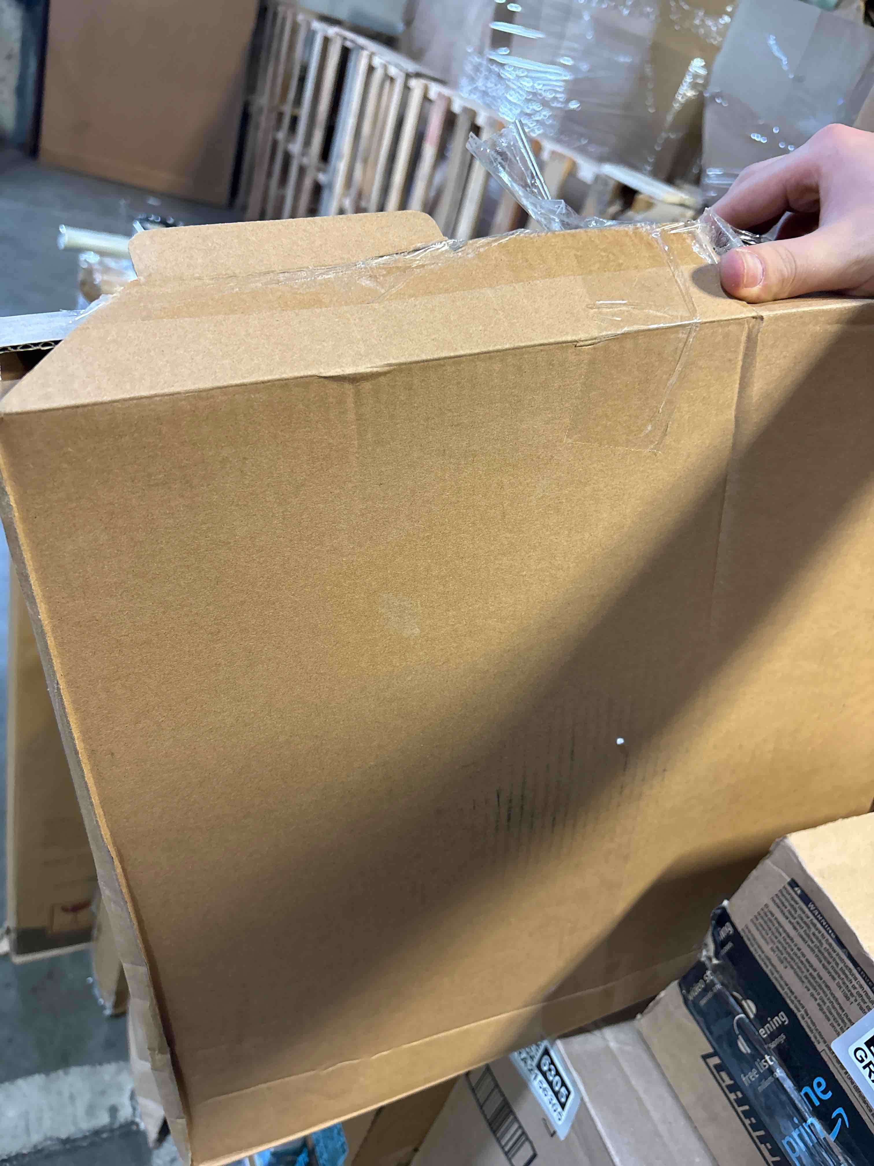 https://s3.amazonaws.com/lotting-images-prod/phillipi/GRA2156270_1757004252211.jpeg