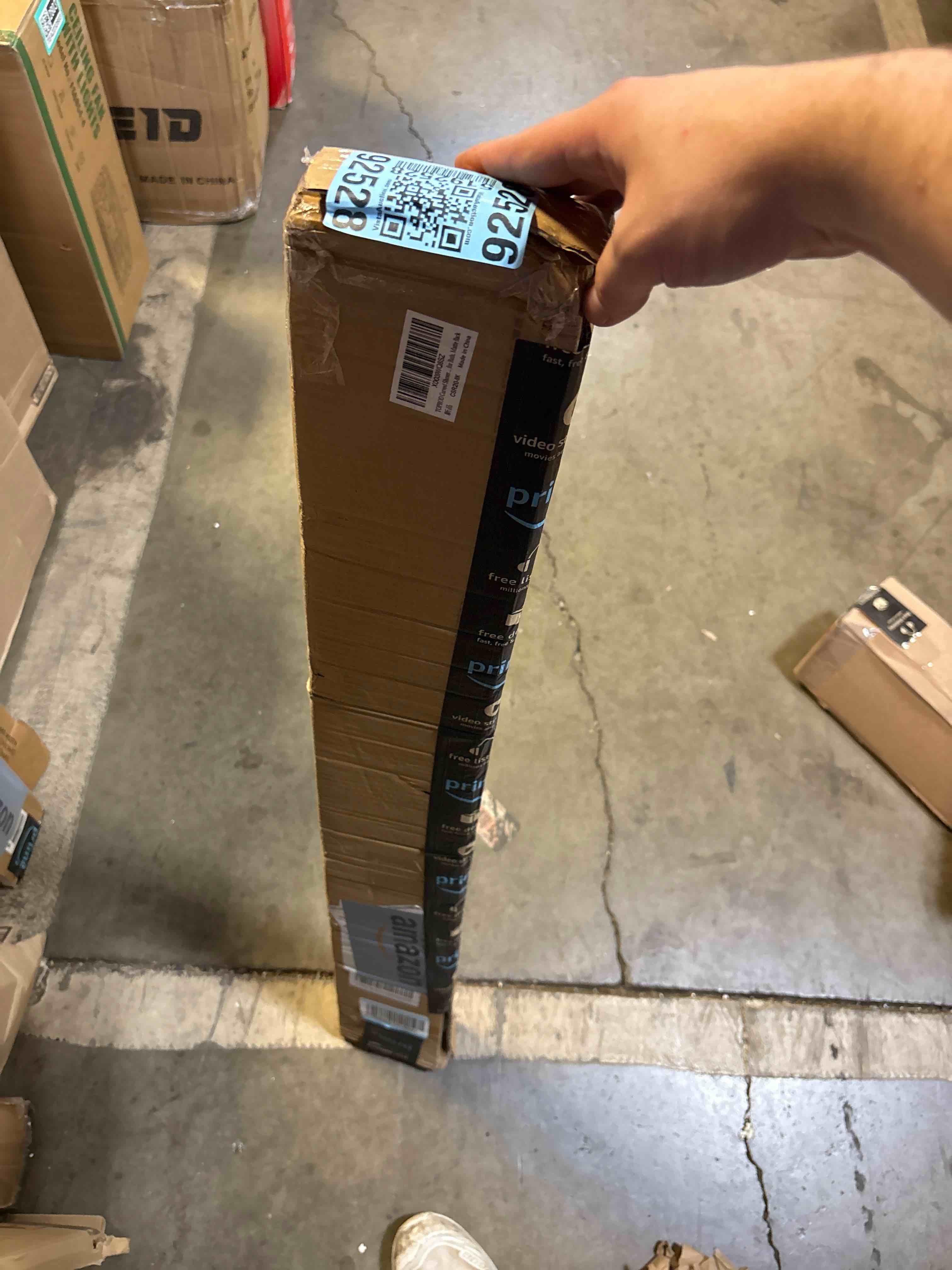 https://s3.amazonaws.com/lotting-images-prod/phillipi/GRA2156272_1757004781023.jpeg
