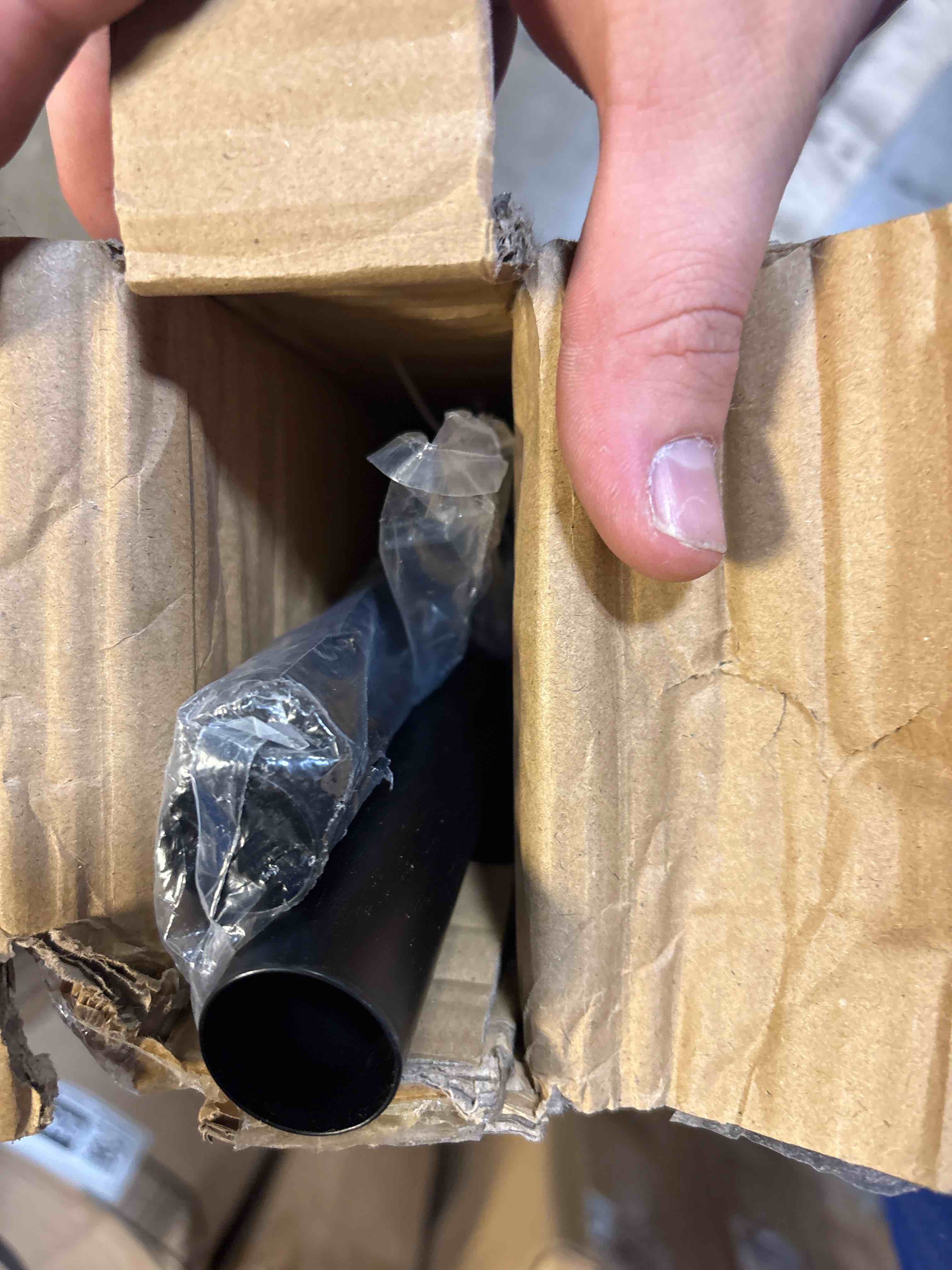 https://s3.amazonaws.com/lotting-images-prod/phillipi/GRA2156272_1757004794458.jpeg