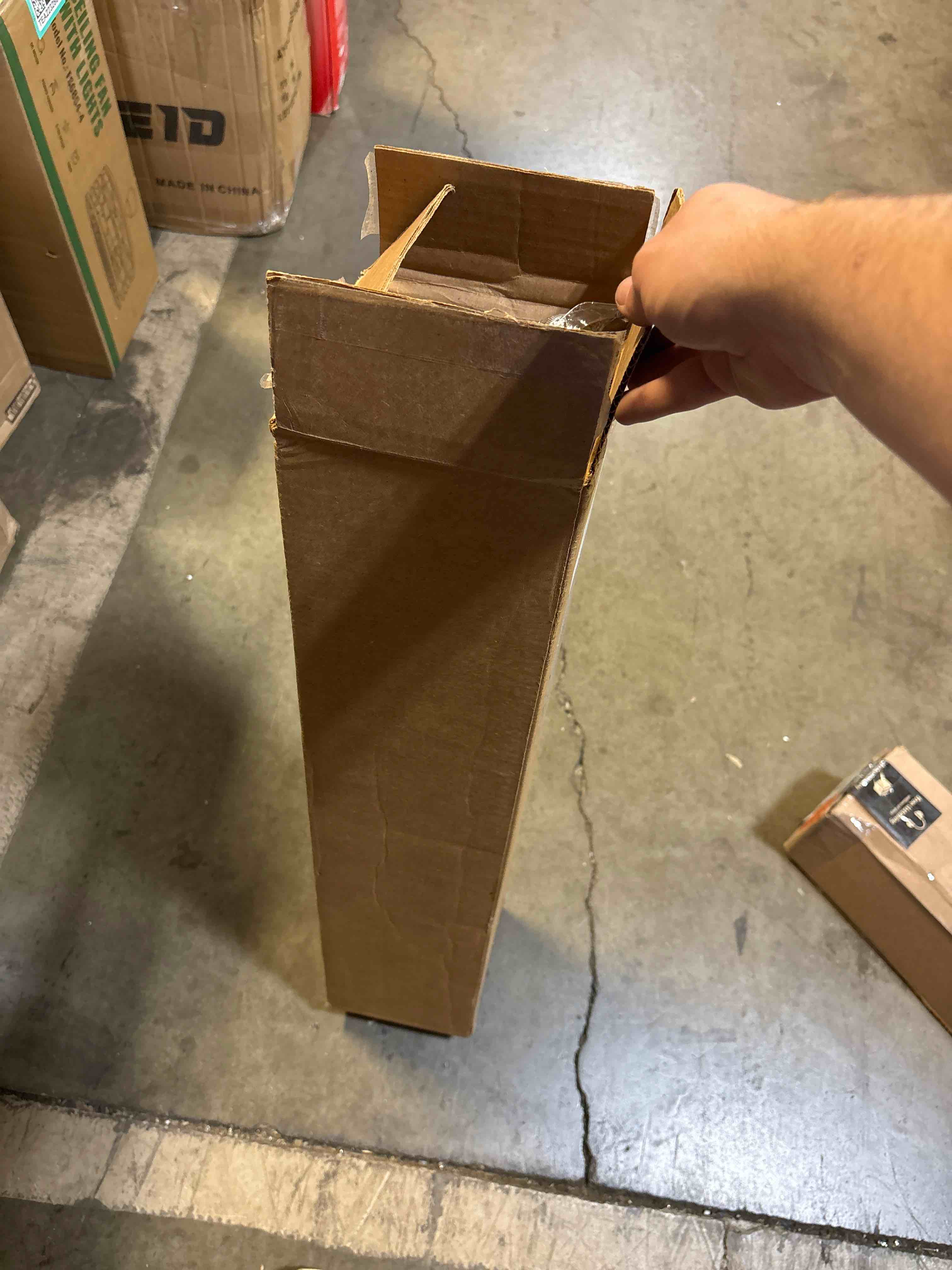 https://s3.amazonaws.com/lotting-images-prod/phillipi/GRA2156274_1757005149375.jpeg