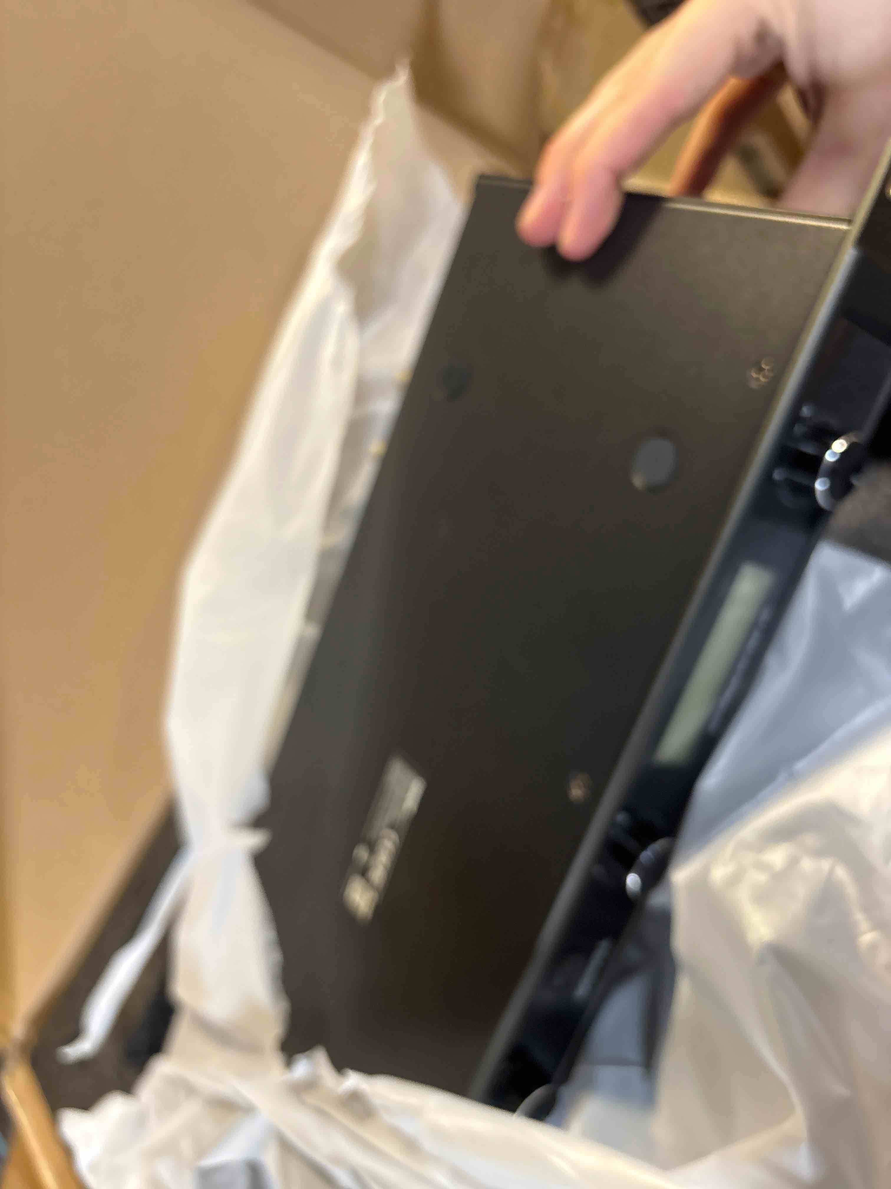 https://s3.amazonaws.com/lotting-images-prod/phillipi/GRA2156277_1757006610794.jpeg
