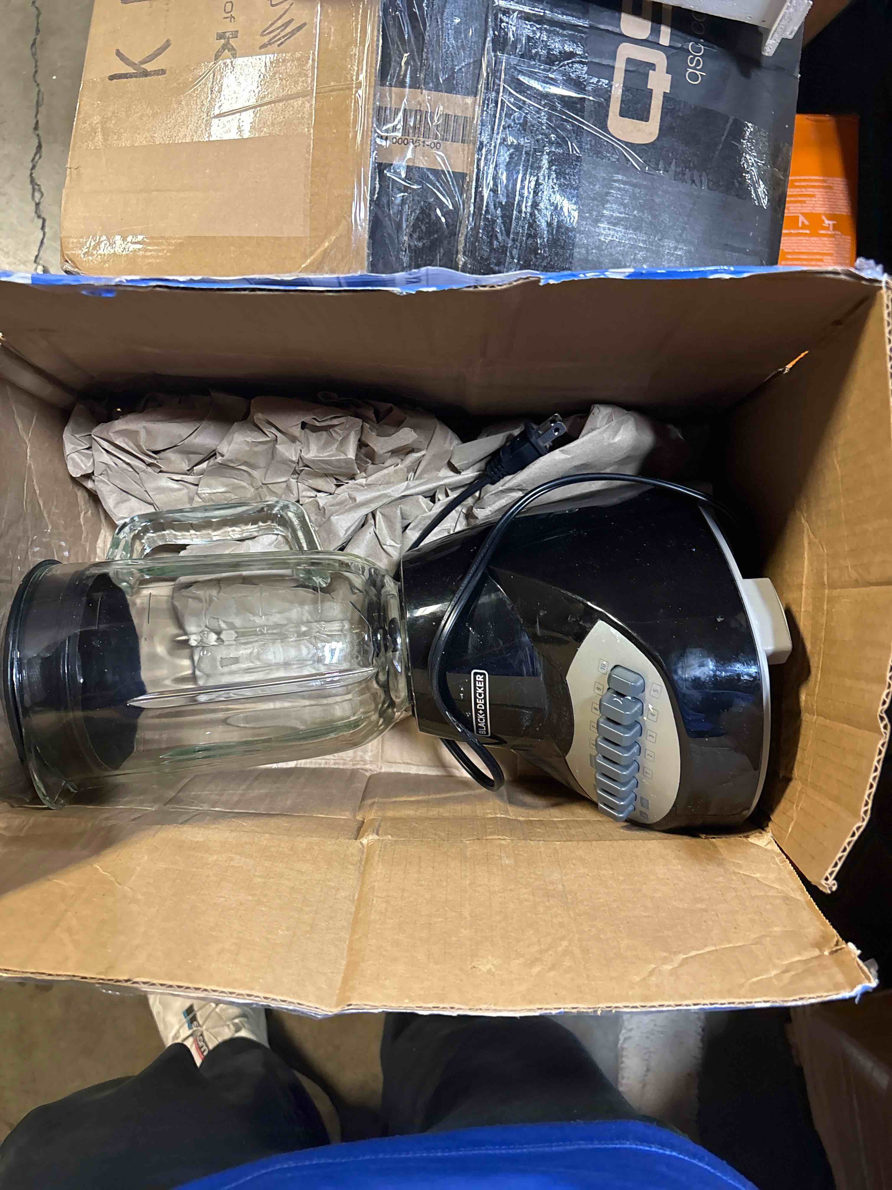 https://s3.amazonaws.com/lotting-images-prod/phillipi/GRA2156298_1756998259041.jpeg