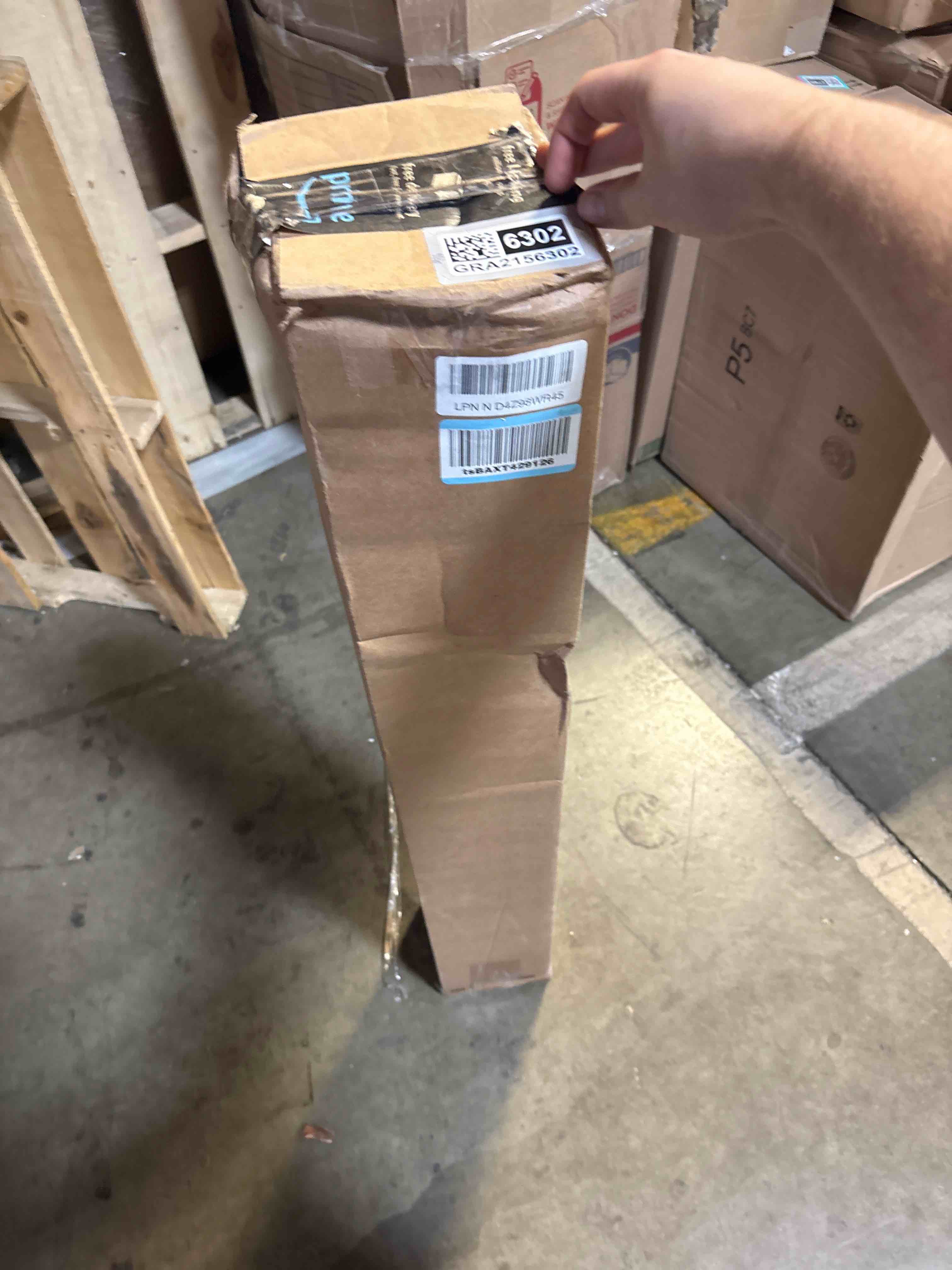https://s3.amazonaws.com/lotting-images-prod/phillipi/GRA2156302_1756997715704.jpeg
