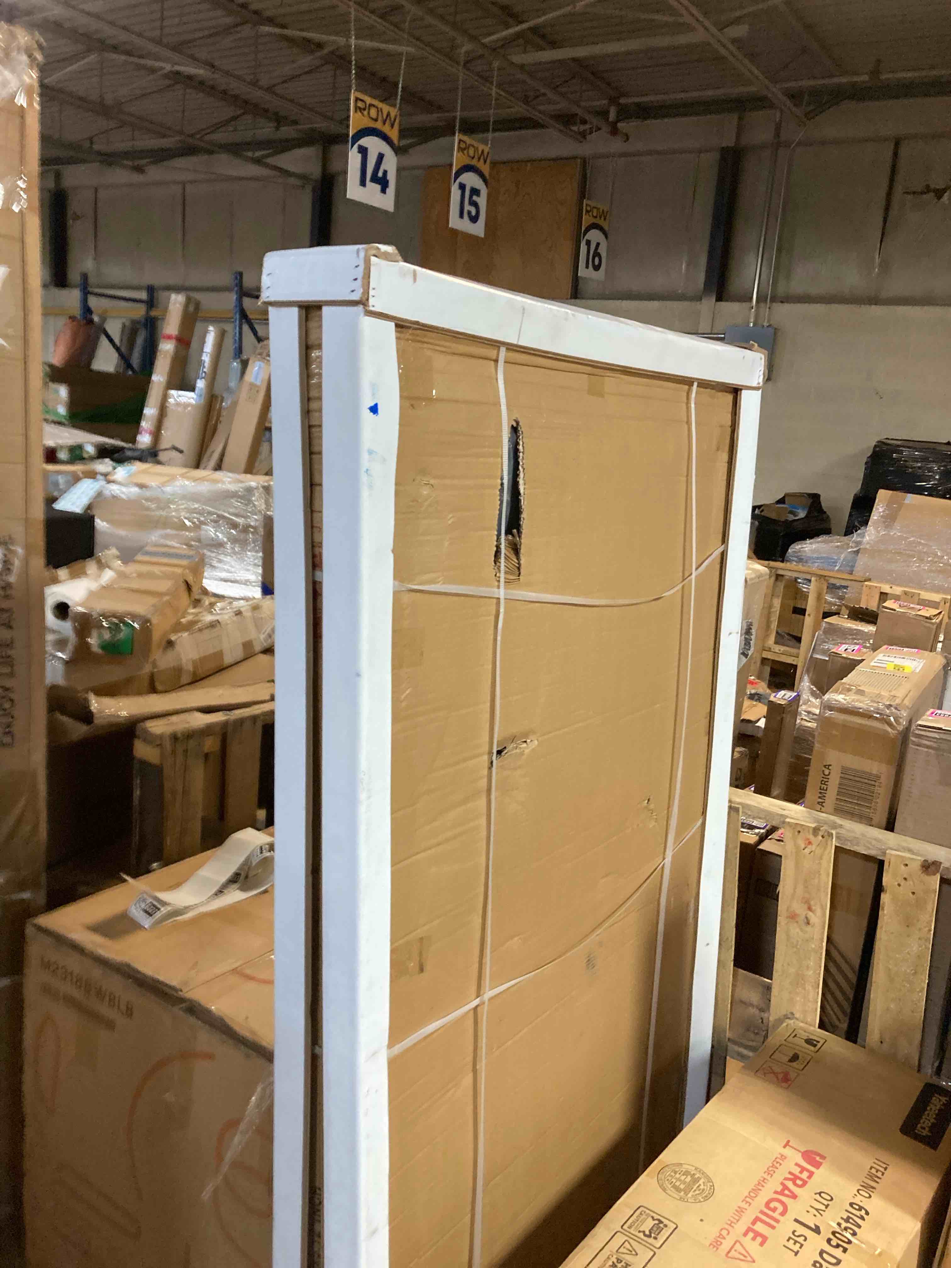https://s3.amazonaws.com/lotting-images-prod/phillipi/GRA2156307_1757083014805.jpeg
