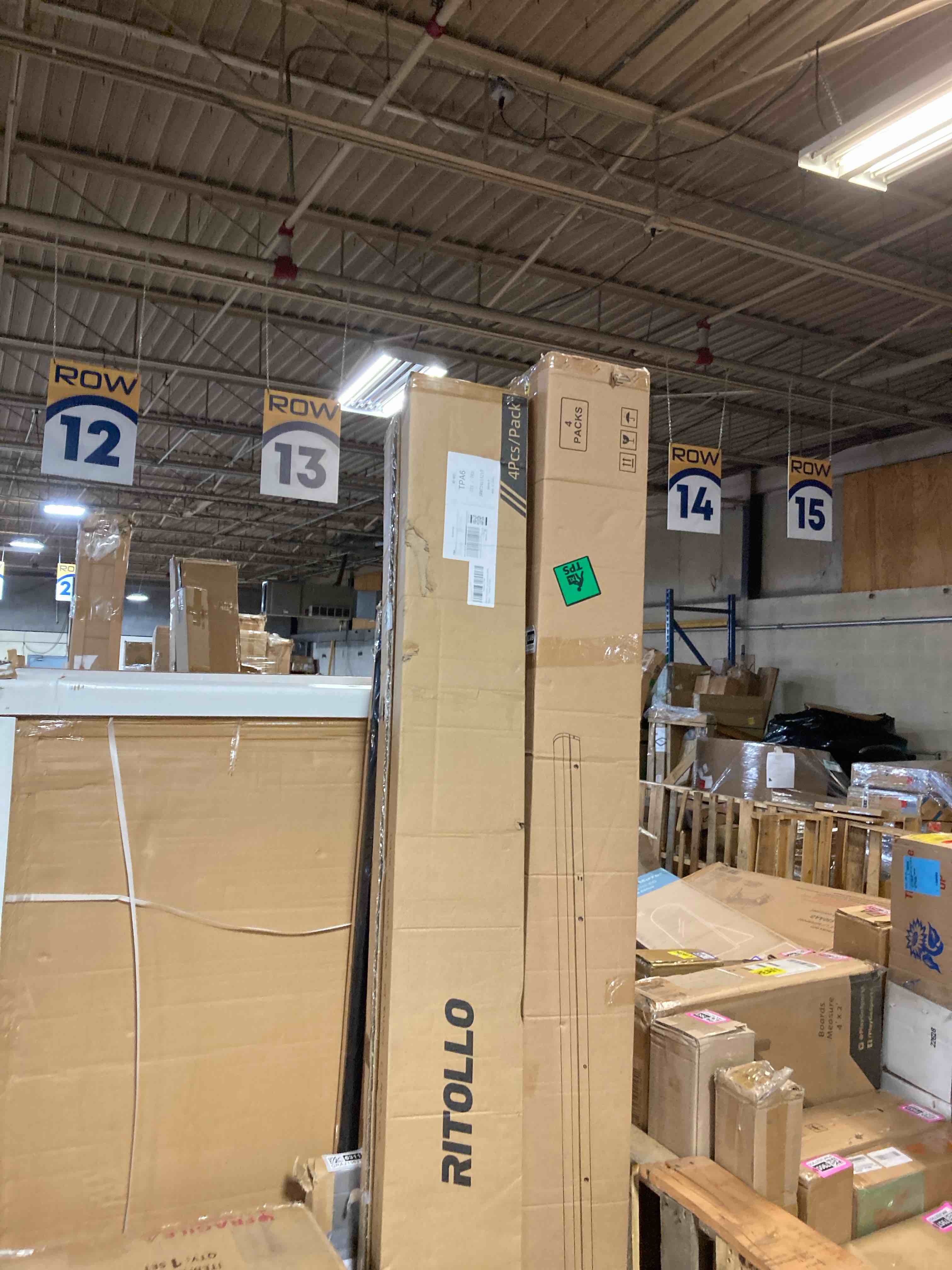 https://s3.amazonaws.com/lotting-images-prod/phillipi/GRA2156314_1757084277404.jpeg