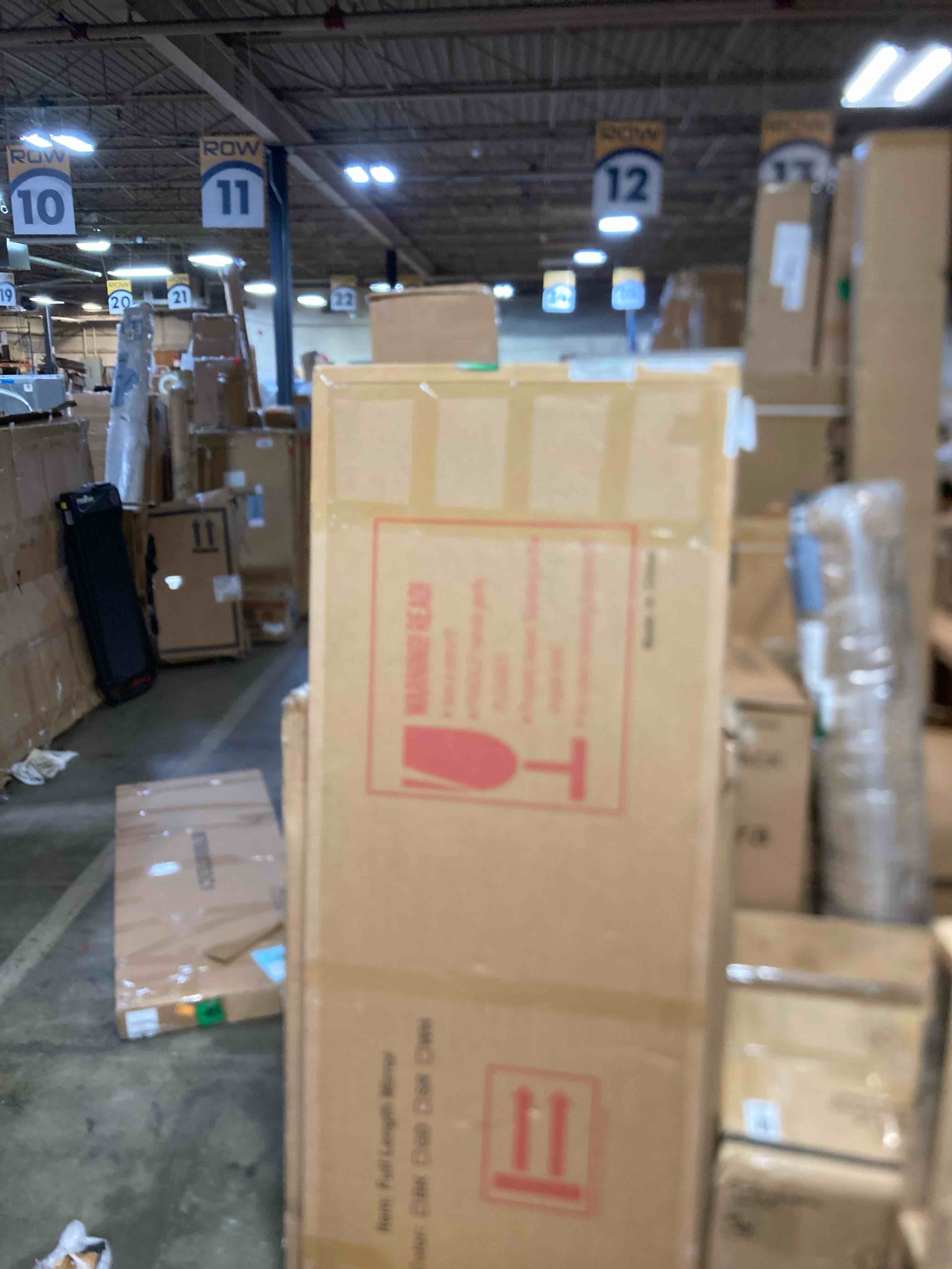 https://s3.amazonaws.com/lotting-images-prod/phillipi/GRA2156338_1757096675060.jpeg