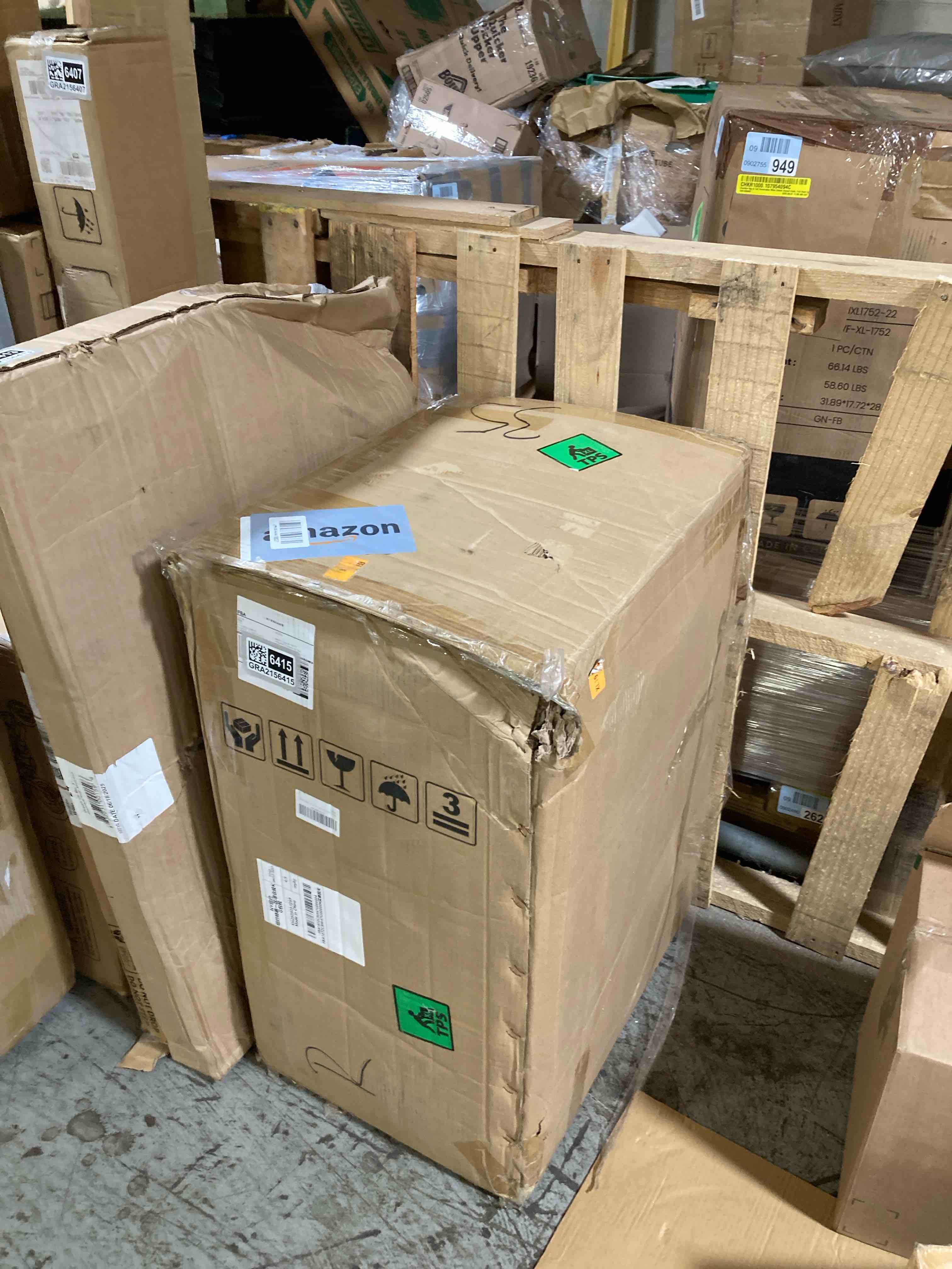 https://s3.amazonaws.com/lotting-images-prod/phillipi/GRA2156415_1757520592905.jpeg