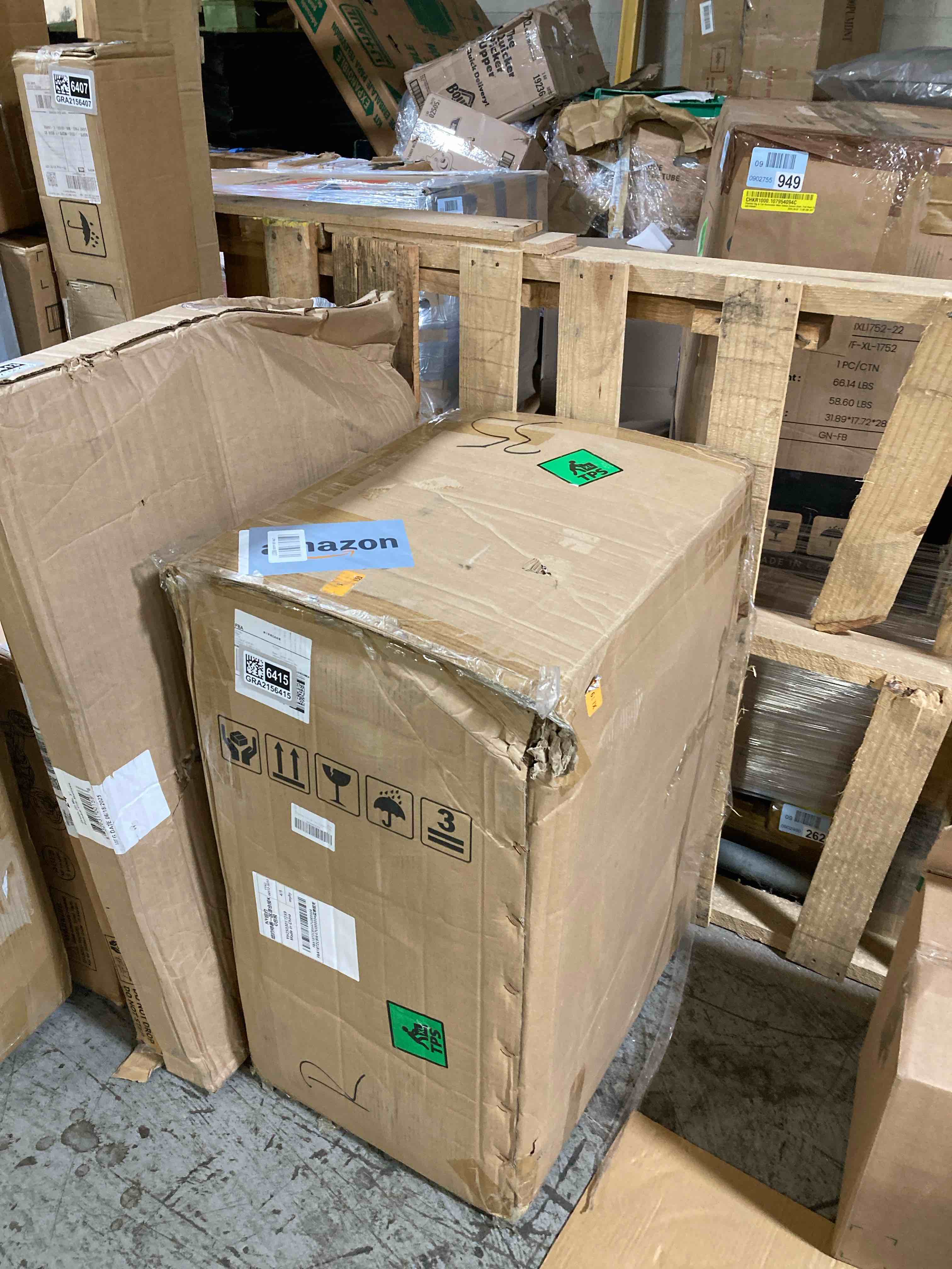 https://s3.amazonaws.com/lotting-images-prod/phillipi/GRA2156415_1757520593963.jpeg