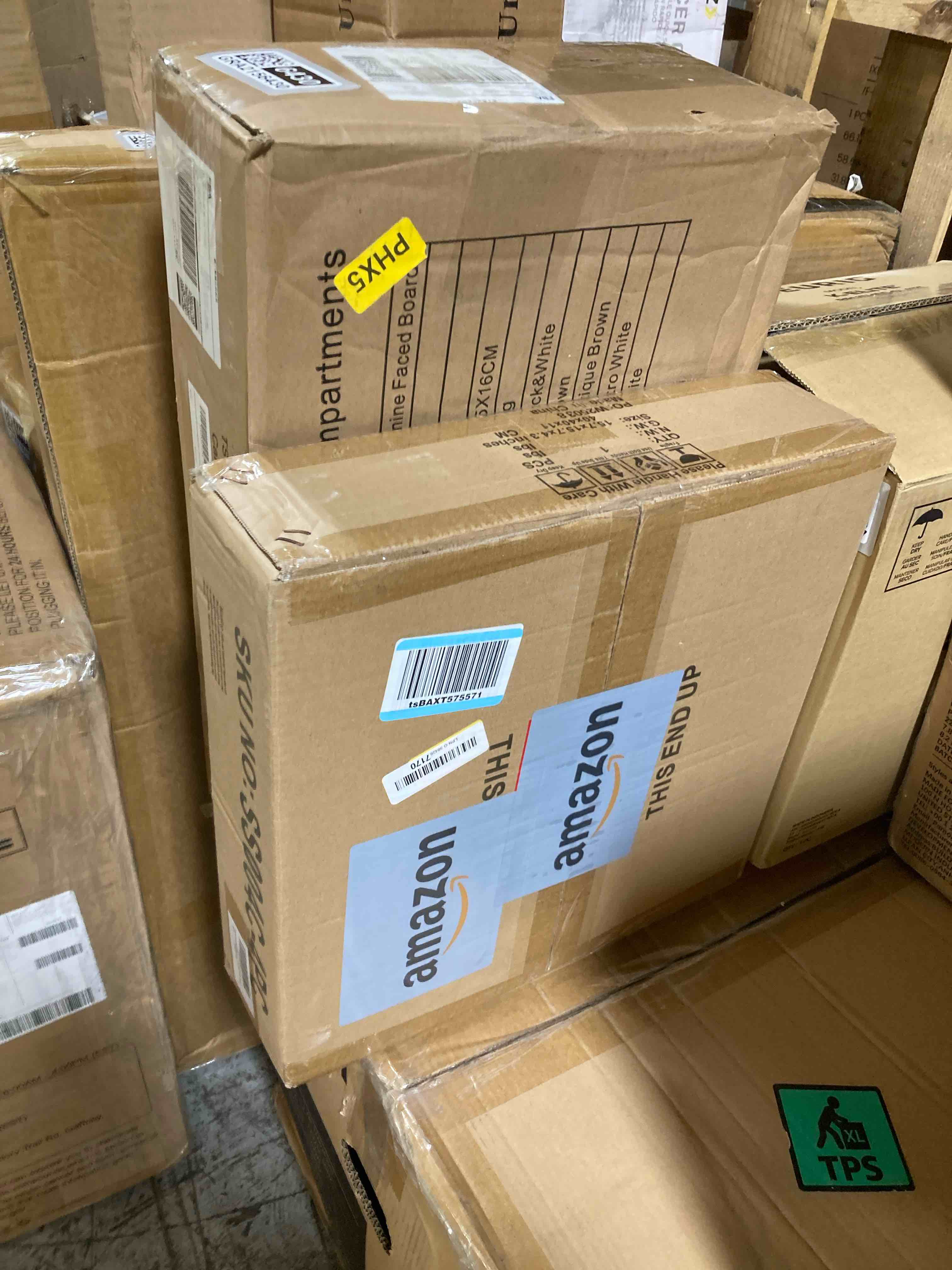 https://s3.amazonaws.com/lotting-images-prod/phillipi/GRA2156435_1757528264757.jpeg