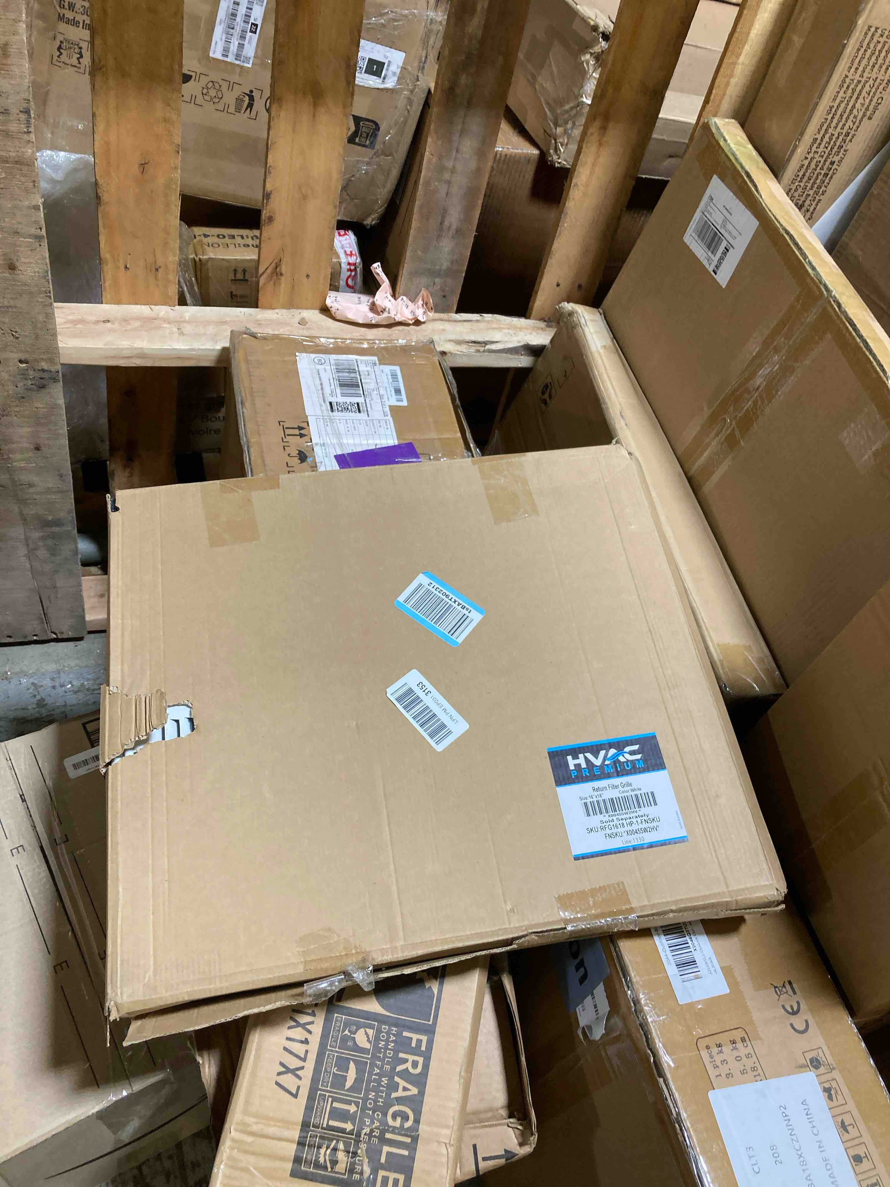 https://s3.amazonaws.com/lotting-images-prod/phillipi/GRA2156441_1757528859440.jpeg