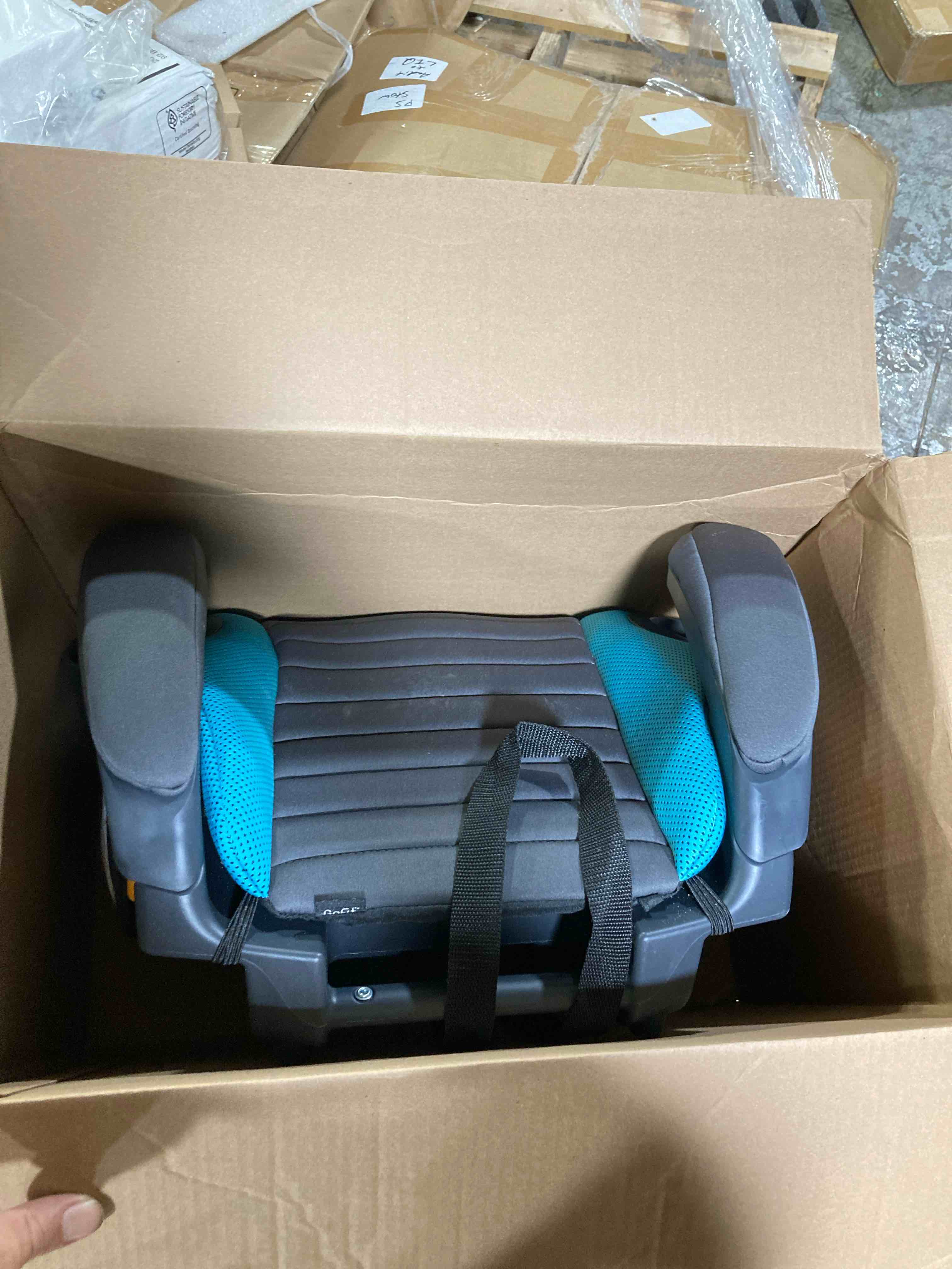 https://s3.amazonaws.com/lotting-images-prod/phillipi/GRA2156442_1757528981255.jpeg