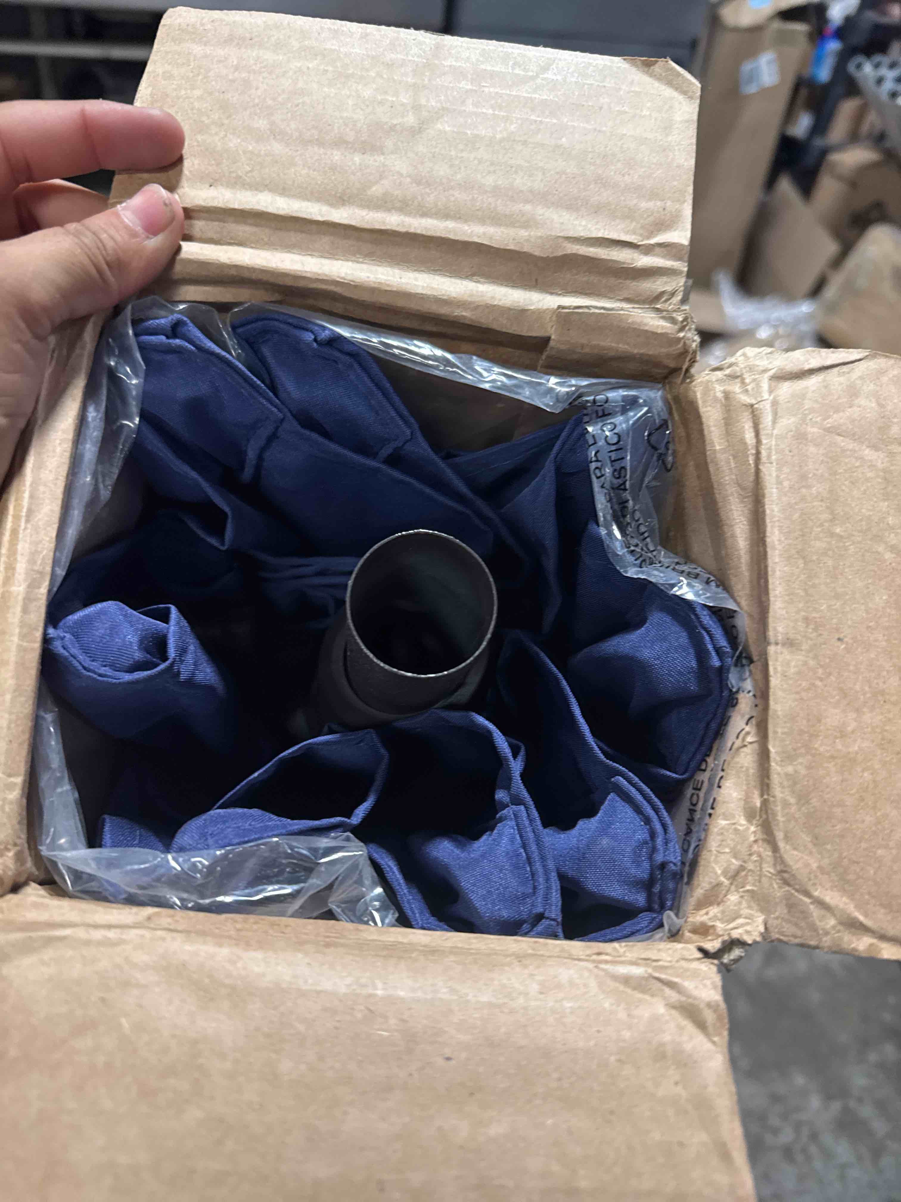 https://s3.amazonaws.com/lotting-images-prod/phillipi/GRA2156485_1757609709098.jpeg