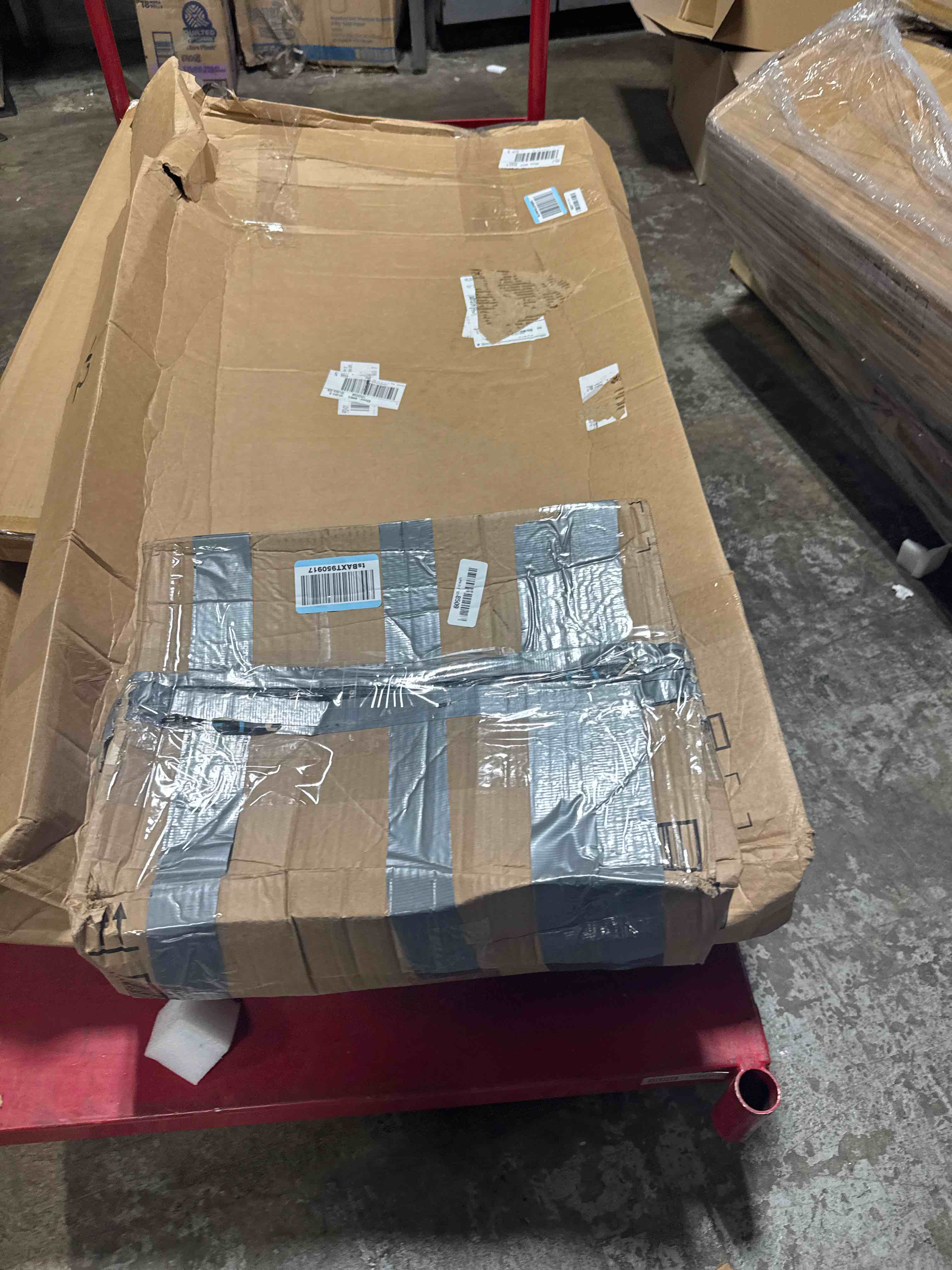 https://s3.amazonaws.com/lotting-images-prod/phillipi/GRA2156497_1757611147721.jpeg