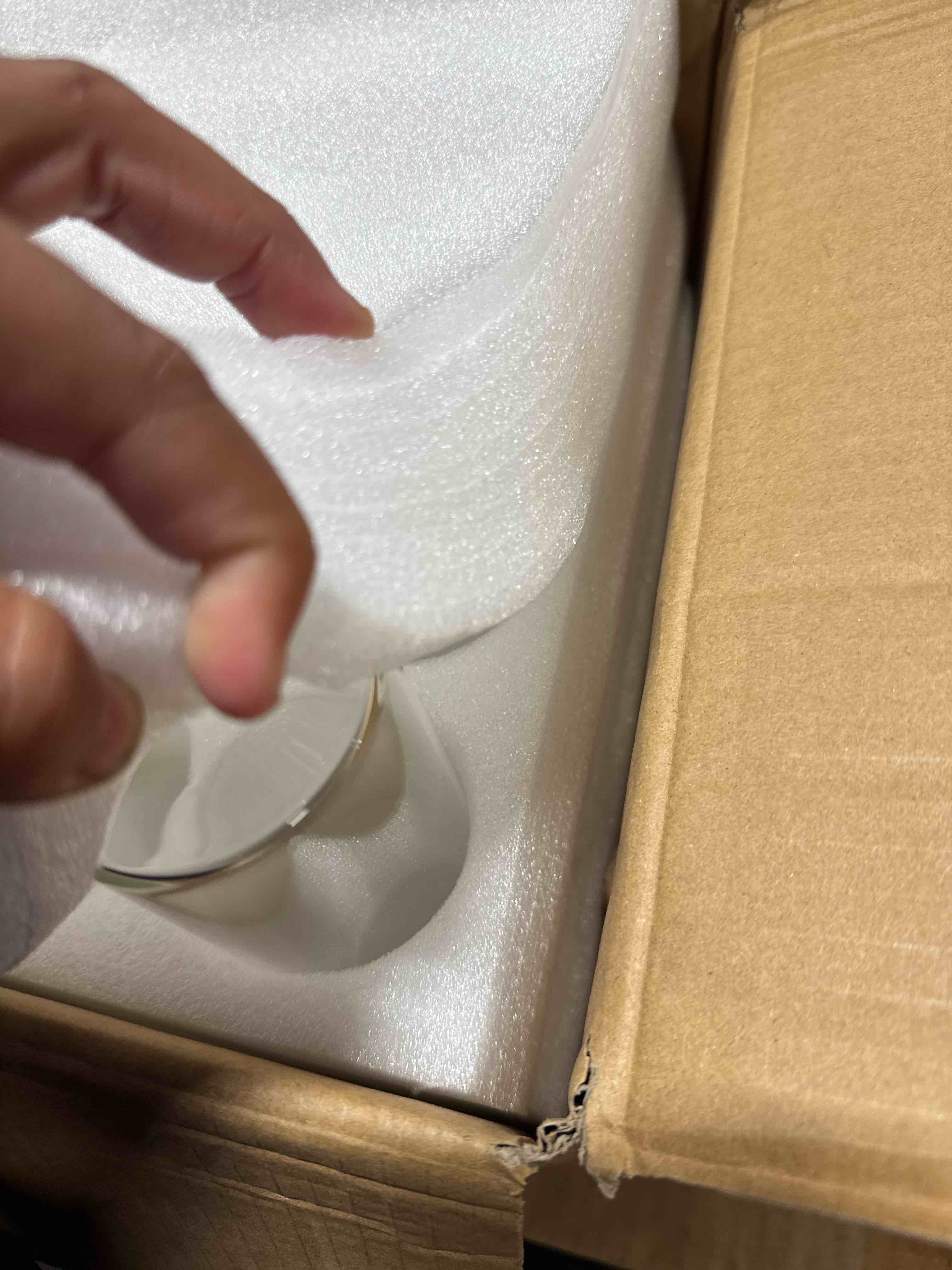 https://s3.amazonaws.com/lotting-images-prod/phillipi/GRA2156508_1757613609593.jpeg