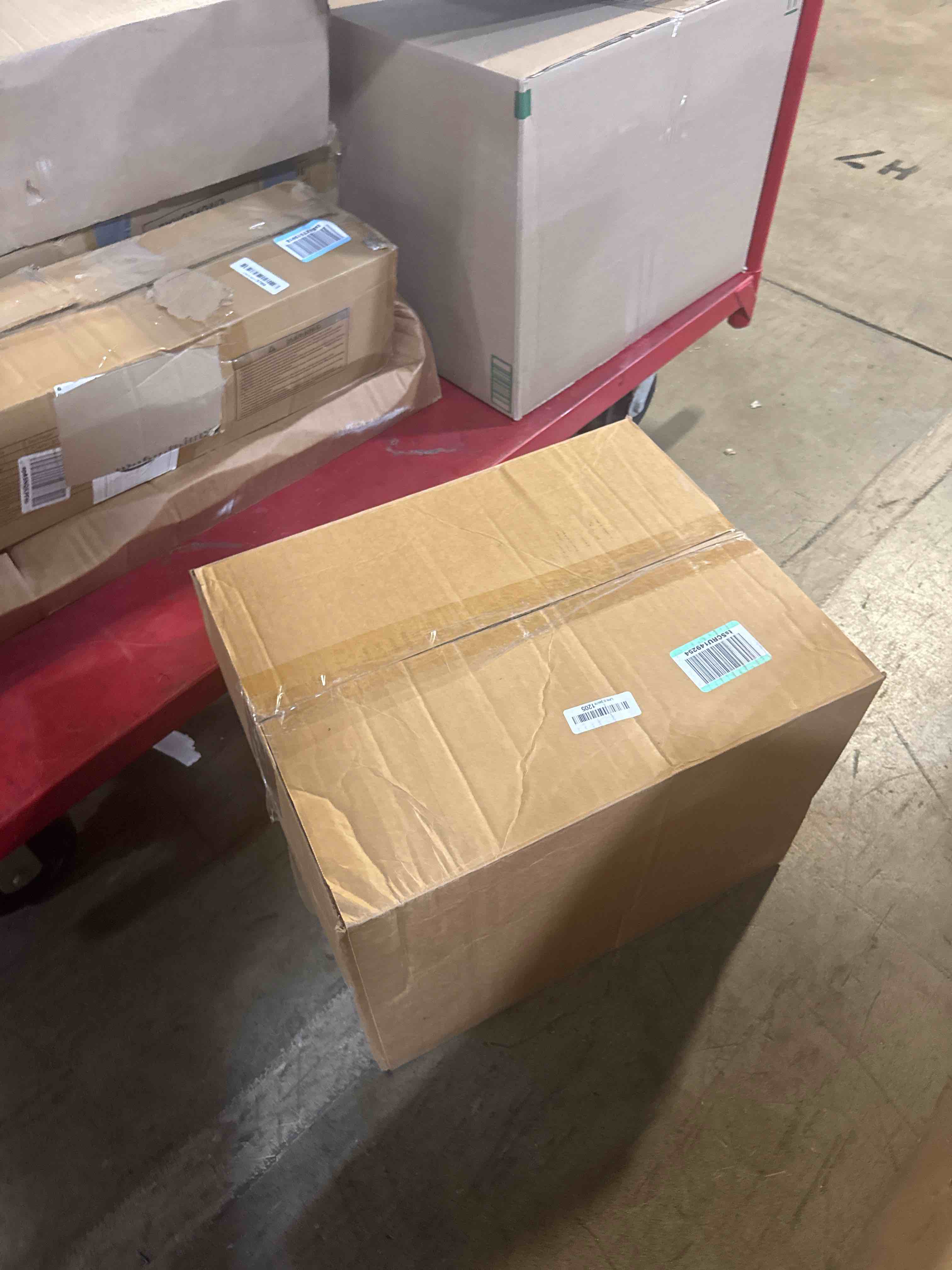 https://s3.amazonaws.com/lotting-images-prod/phillipi/GRA2156601_1757963582137.jpeg