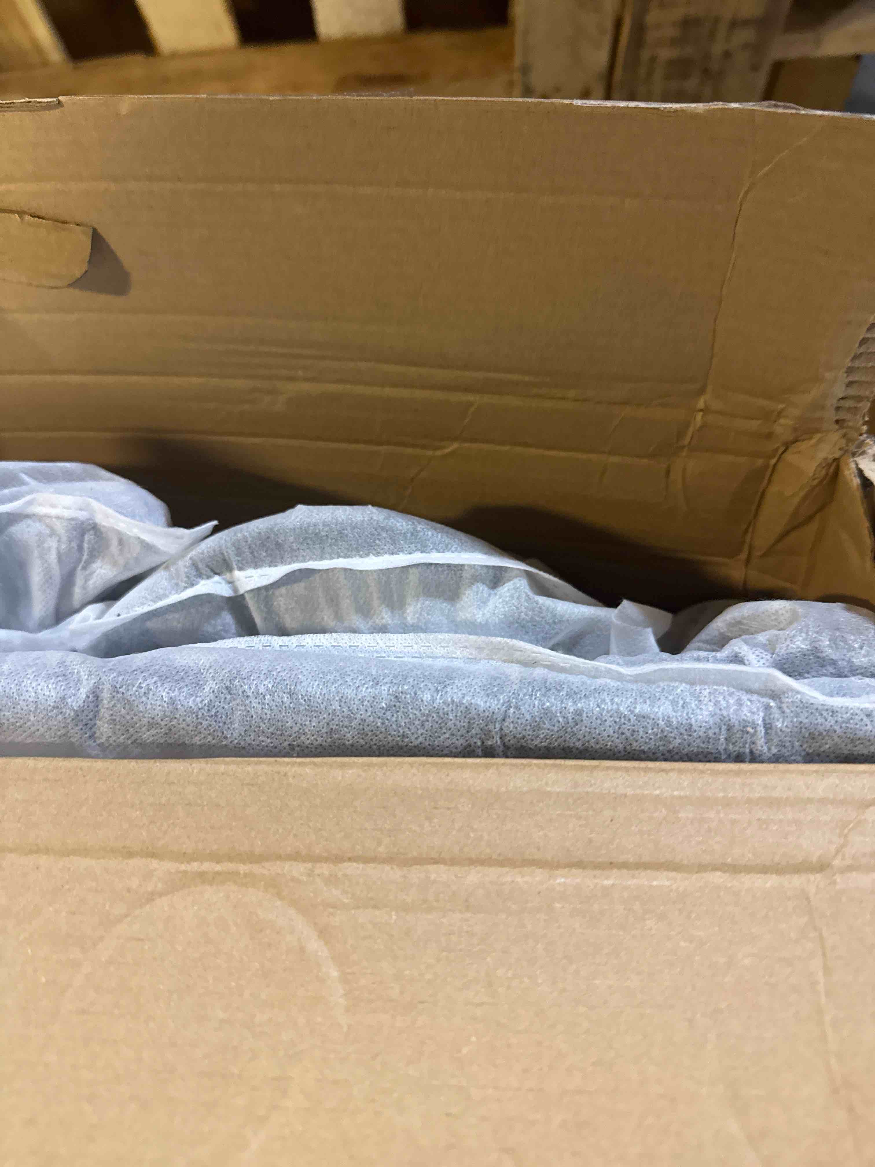 https://s3.amazonaws.com/lotting-images-prod/phillipi/GRA2156606_1757964207560.jpeg