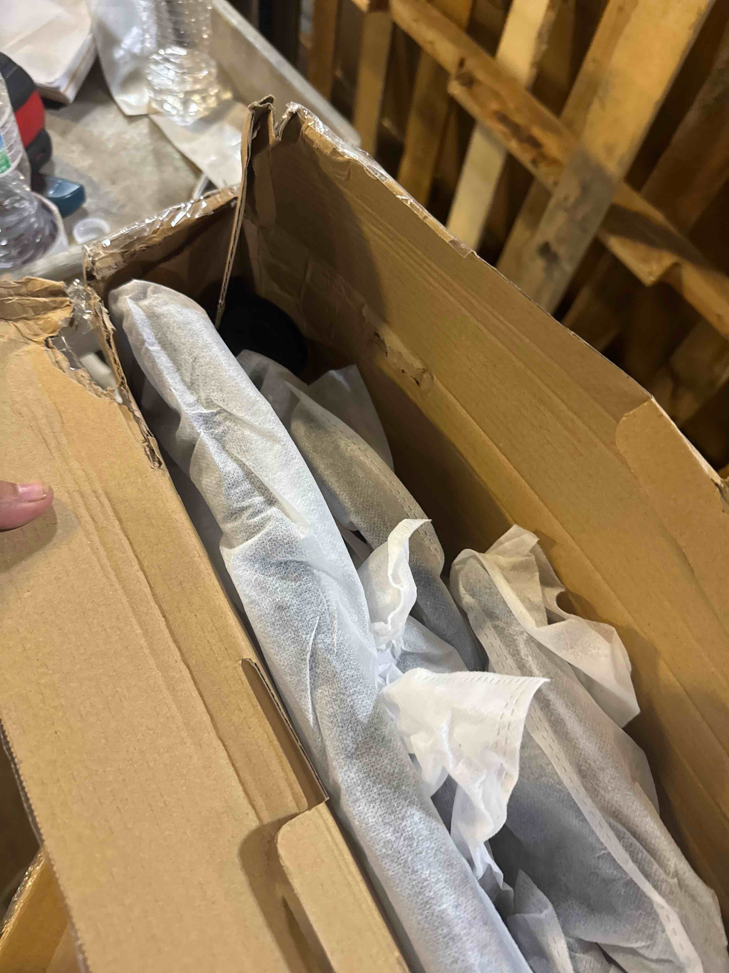 https://s3.amazonaws.com/lotting-images-prod/phillipi/GRA2156606_1757964209008.jpeg