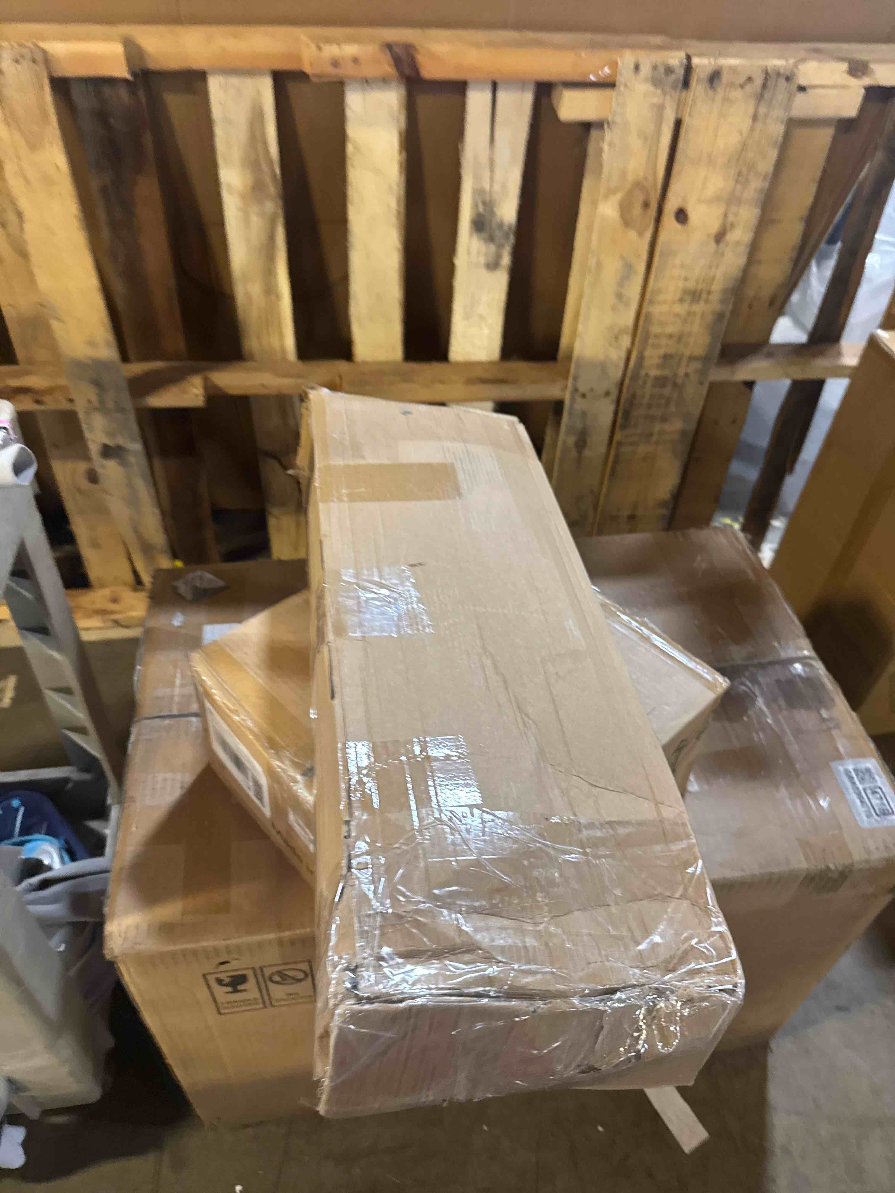 https://s3.amazonaws.com/lotting-images-prod/phillipi/GRA2156606_1757964231784.jpeg