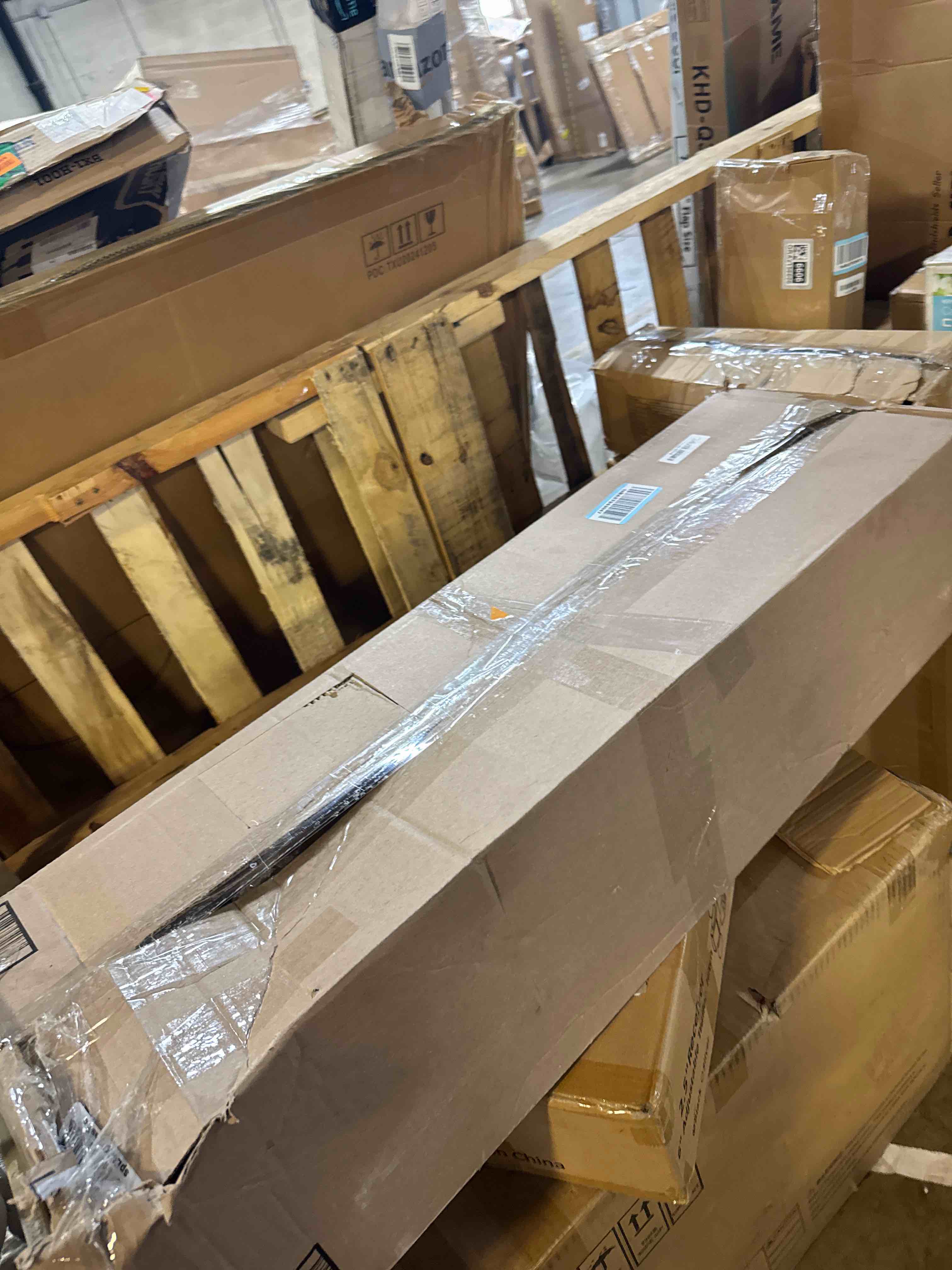 https://s3.amazonaws.com/lotting-images-prod/phillipi/GRA2156611_1757964902202.jpeg