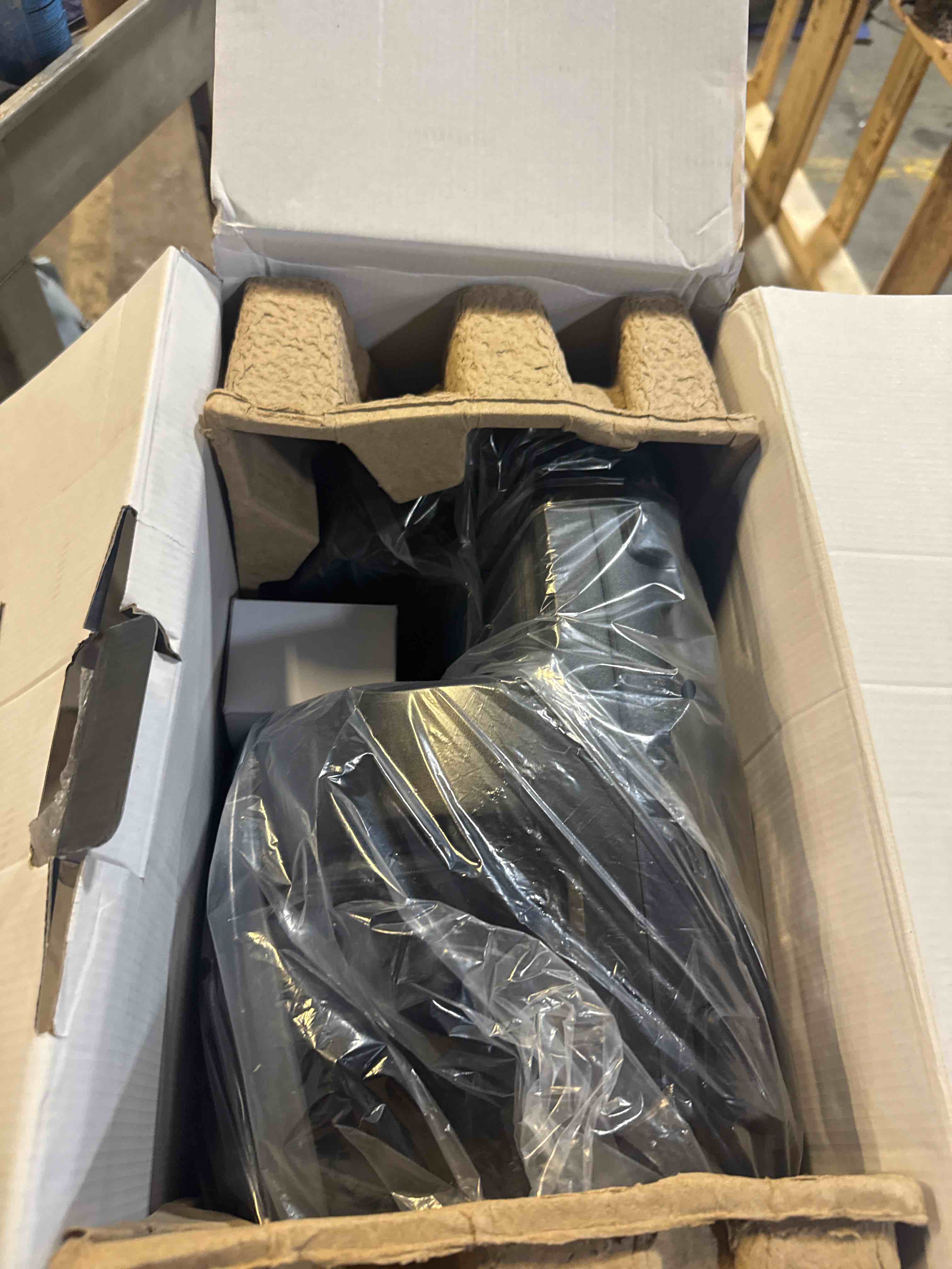 https://s3.amazonaws.com/lotting-images-prod/phillipi/GRA2156639_1758032011124.jpeg