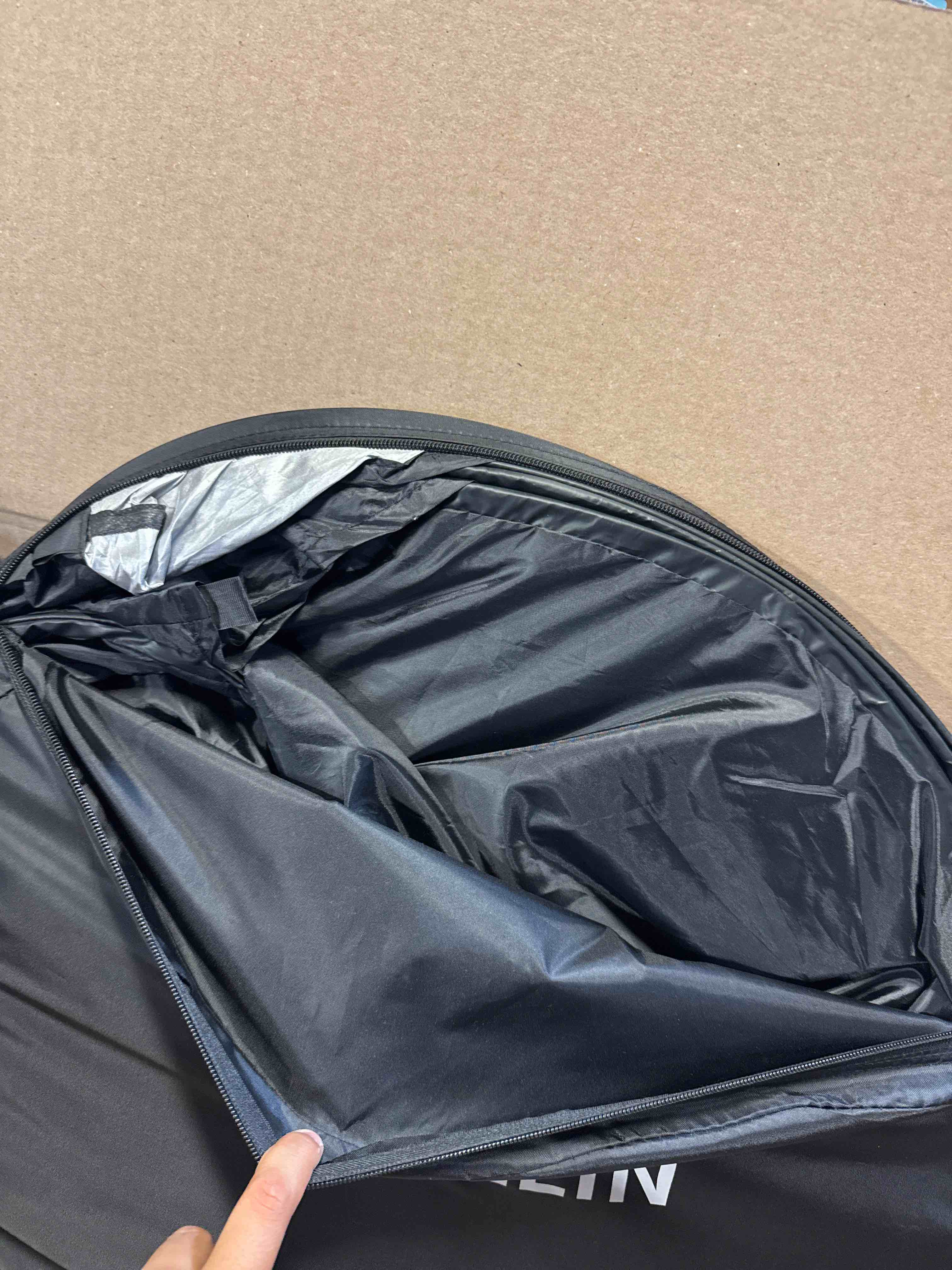 https://s3.amazonaws.com/lotting-images-prod/phillipi/GRA2156660_1758211714949.jpeg