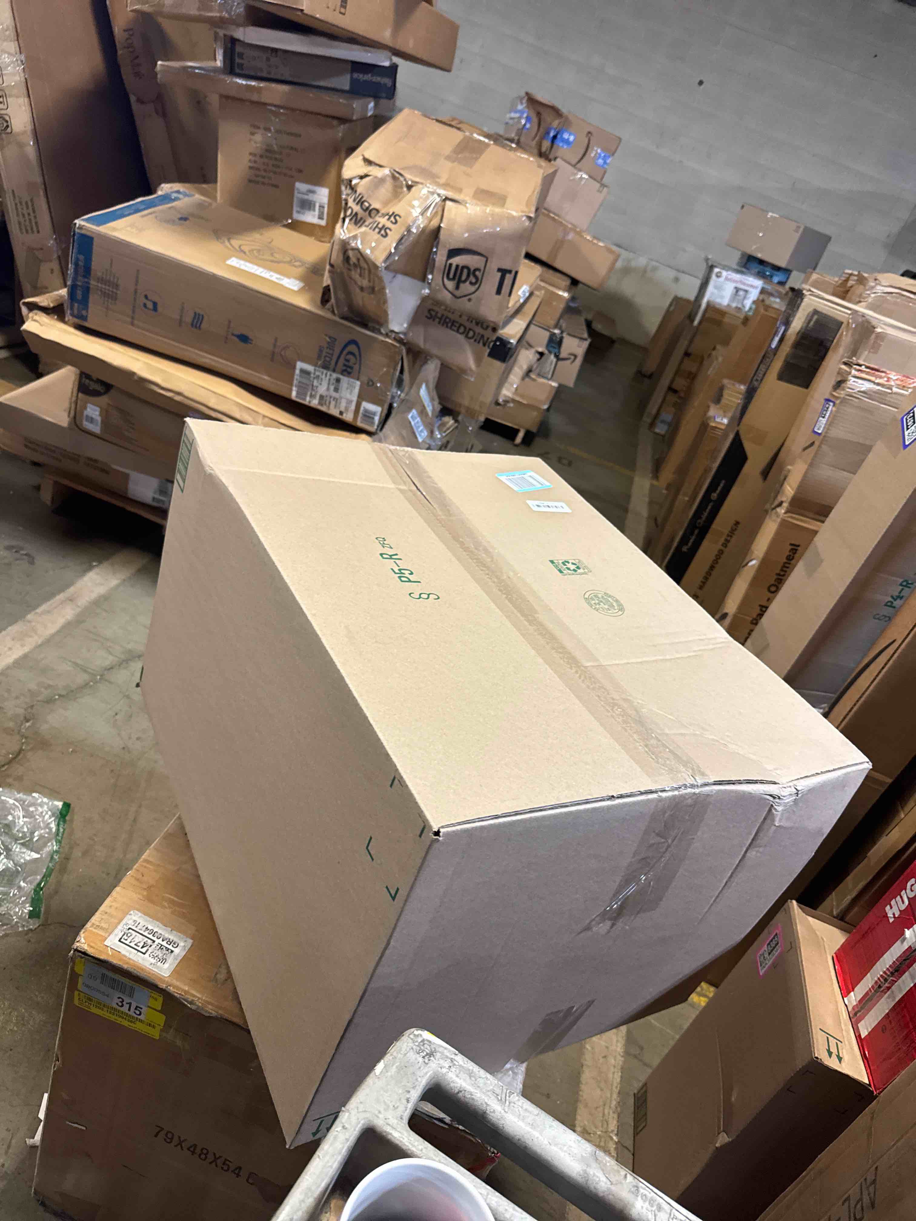 https://s3.amazonaws.com/lotting-images-prod/phillipi/GRA2156677_1758214146168.jpeg