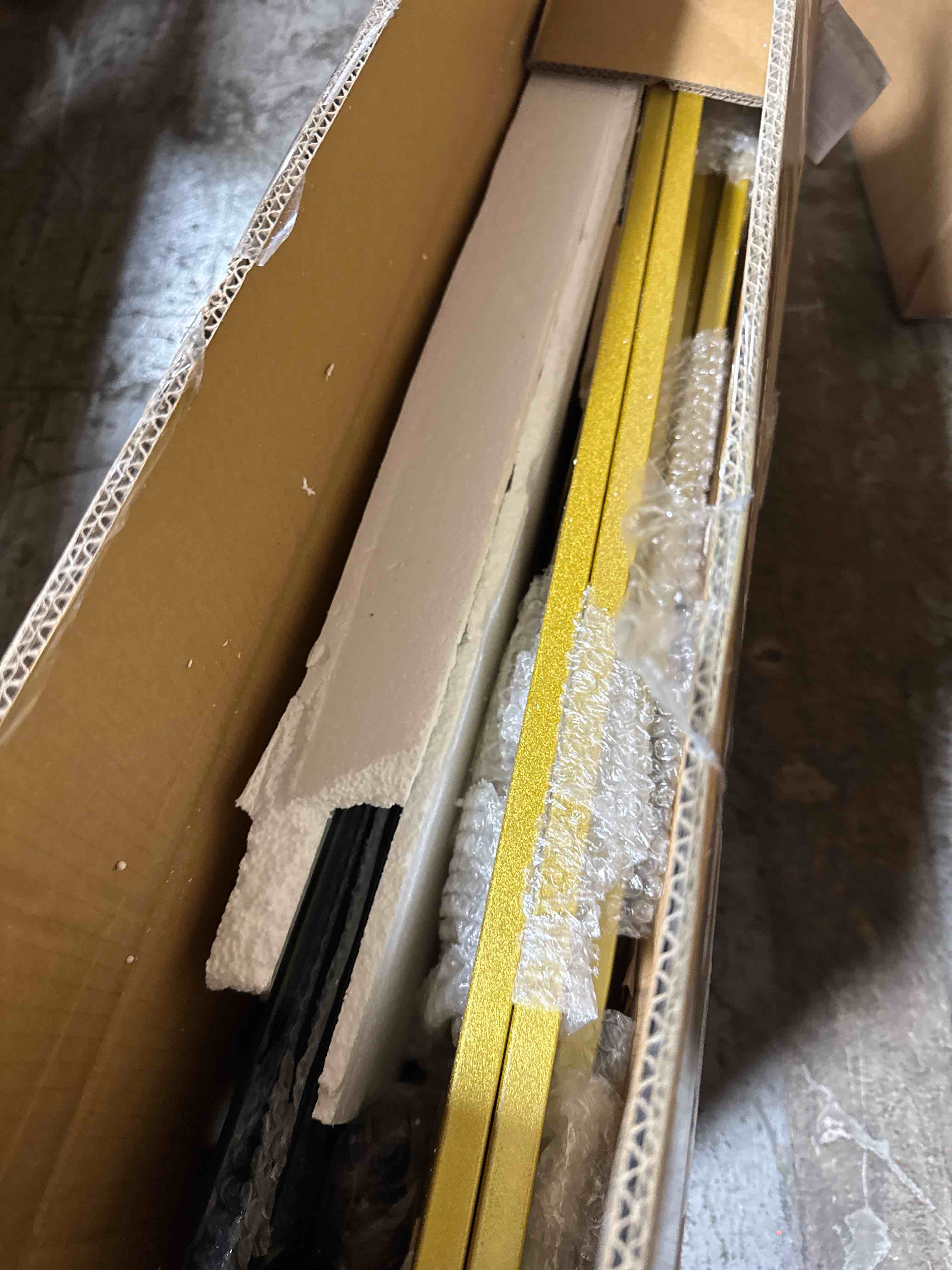 https://s3.amazonaws.com/lotting-images-prod/phillipi/GRA2156718_1758899329286.jpeg