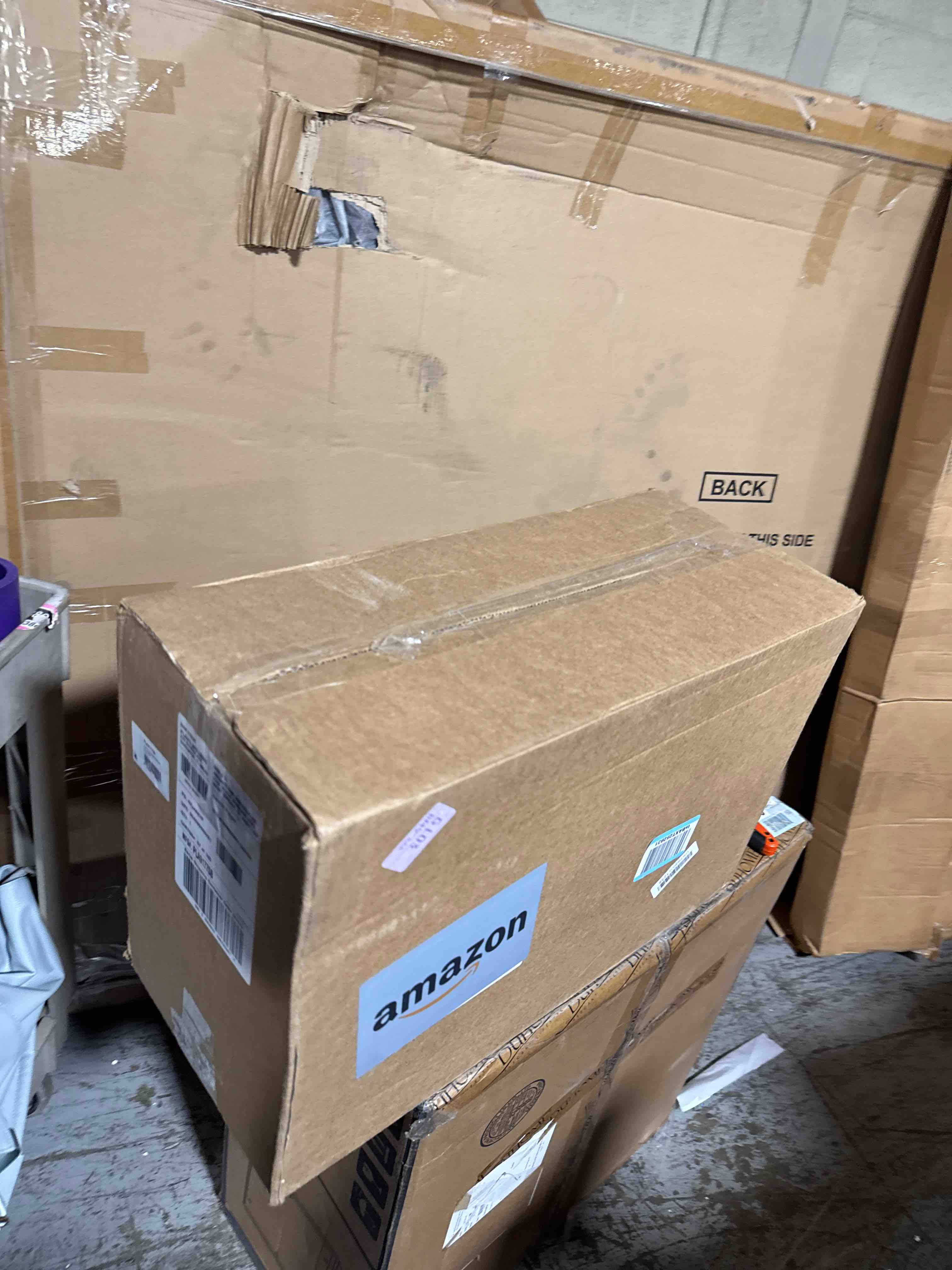 https://s3.amazonaws.com/lotting-images-prod/phillipi/GRA2156726_1758900286515.jpeg
