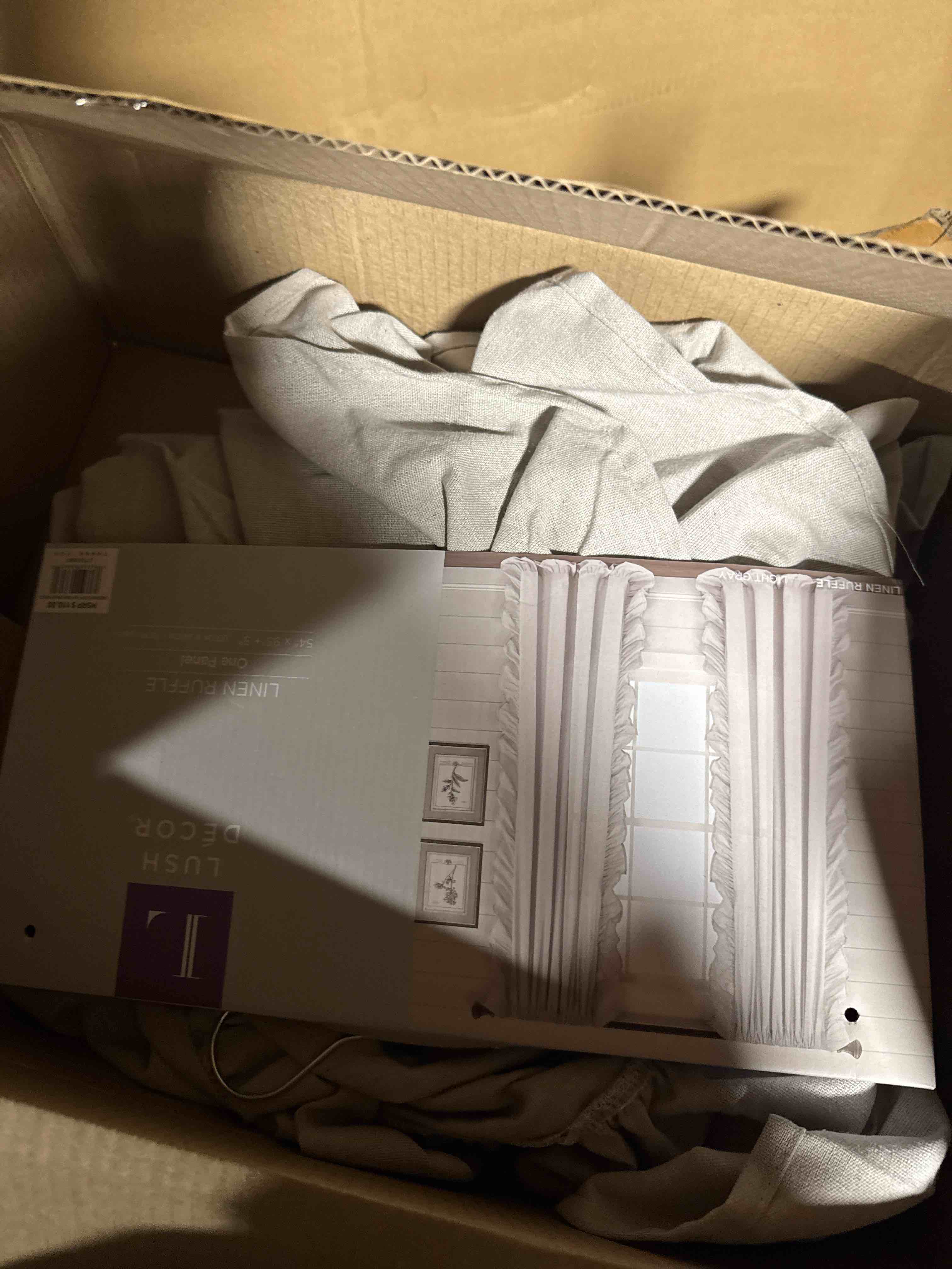 https://s3.amazonaws.com/lotting-images-prod/phillipi/GRA2156728_1758900546024.jpeg