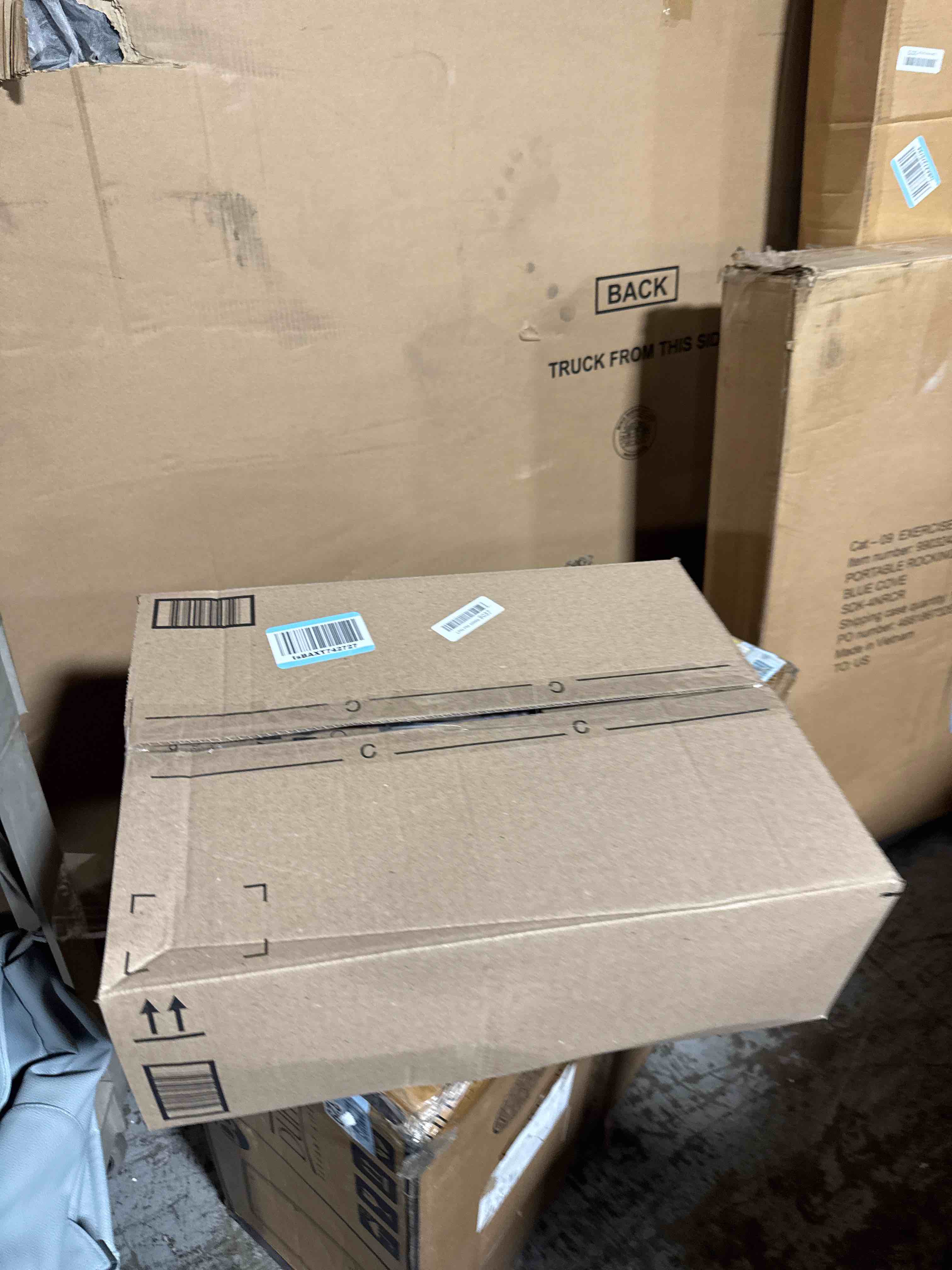 https://s3.amazonaws.com/lotting-images-prod/phillipi/GRA2156728_1758900556777.jpeg