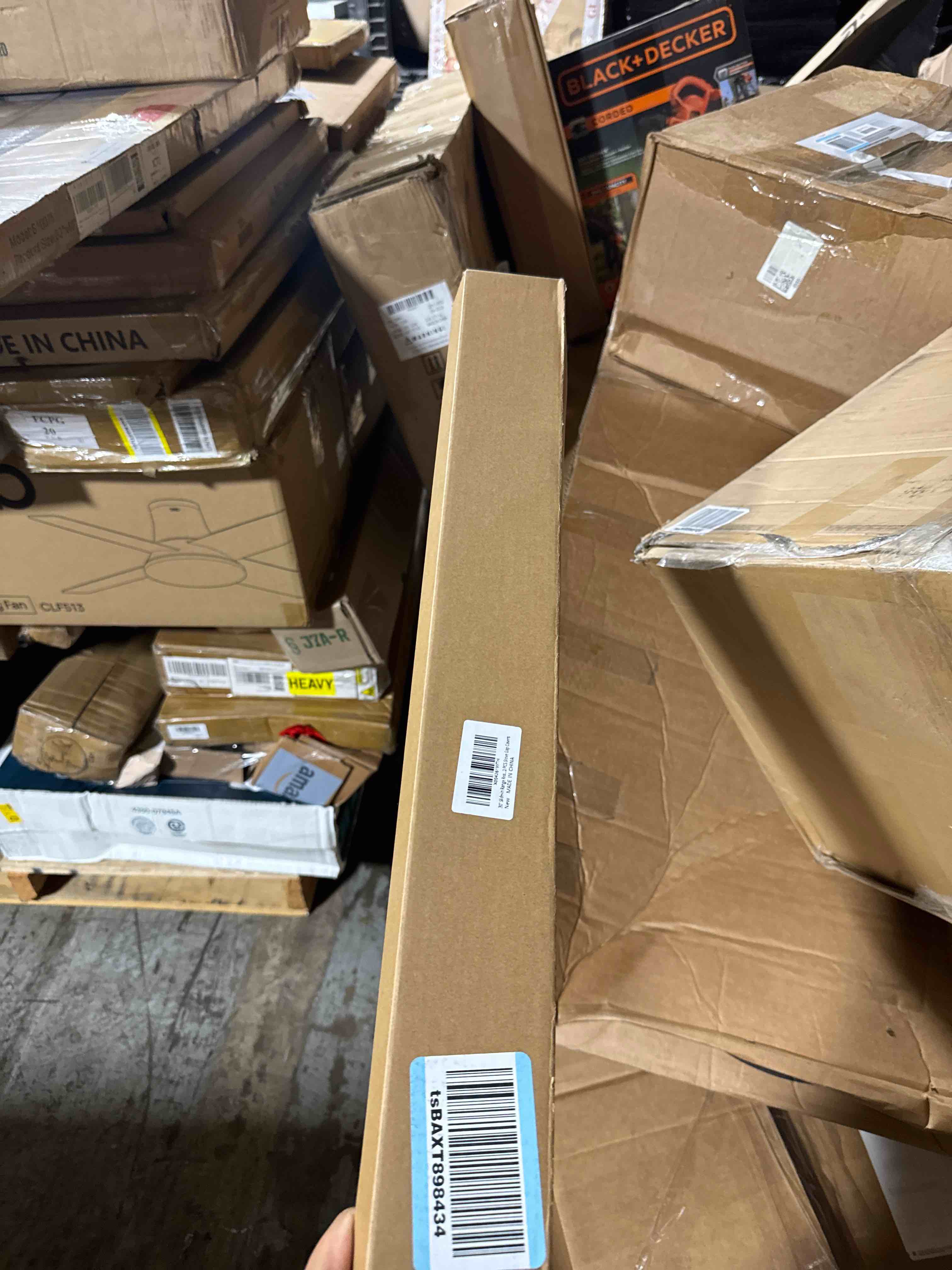 https://s3.amazonaws.com/lotting-images-prod/phillipi/GRA2156736_1758901130603.jpeg
