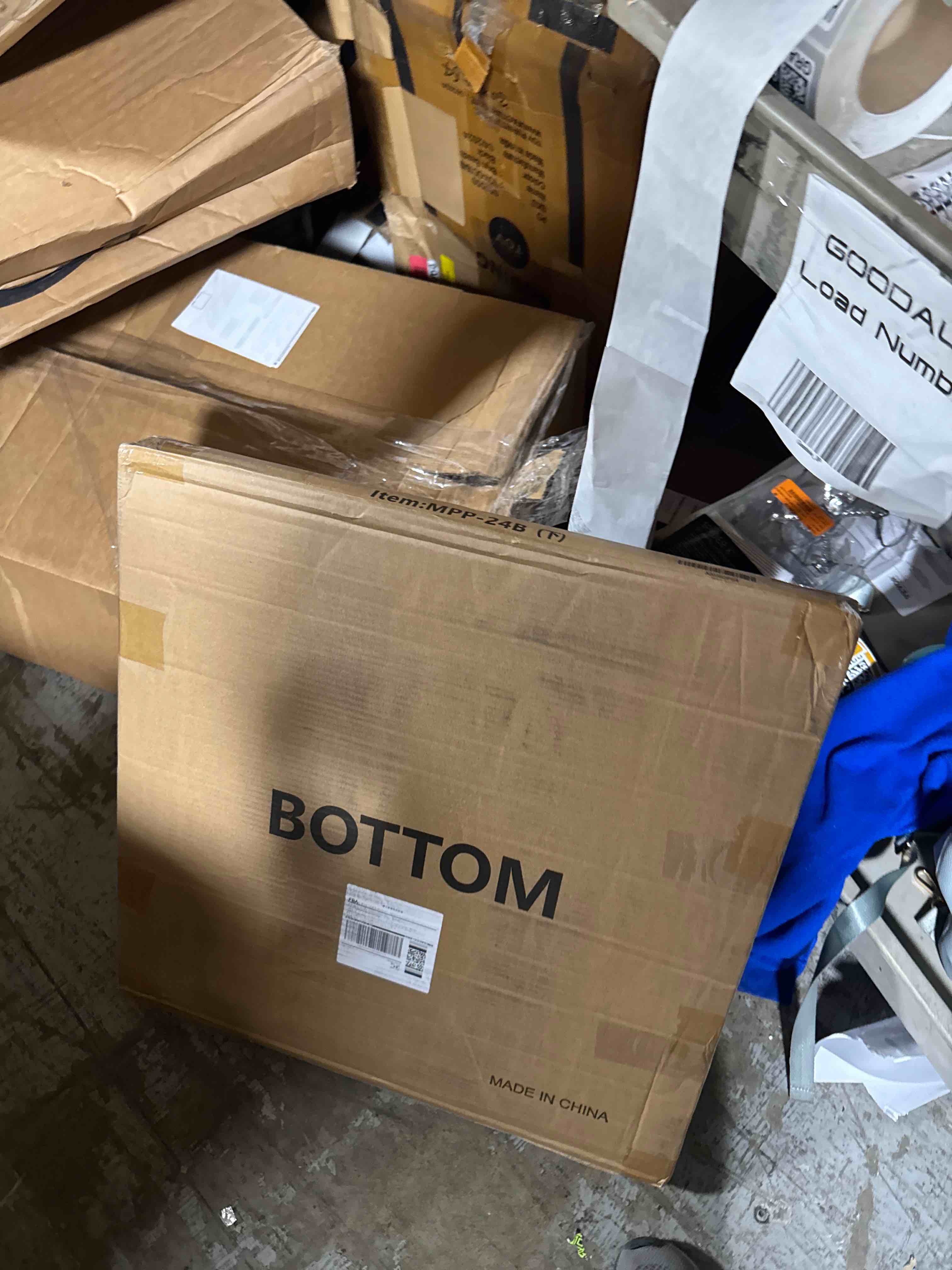 https://s3.amazonaws.com/lotting-images-prod/phillipi/GRA2156739_1758901298541.jpeg