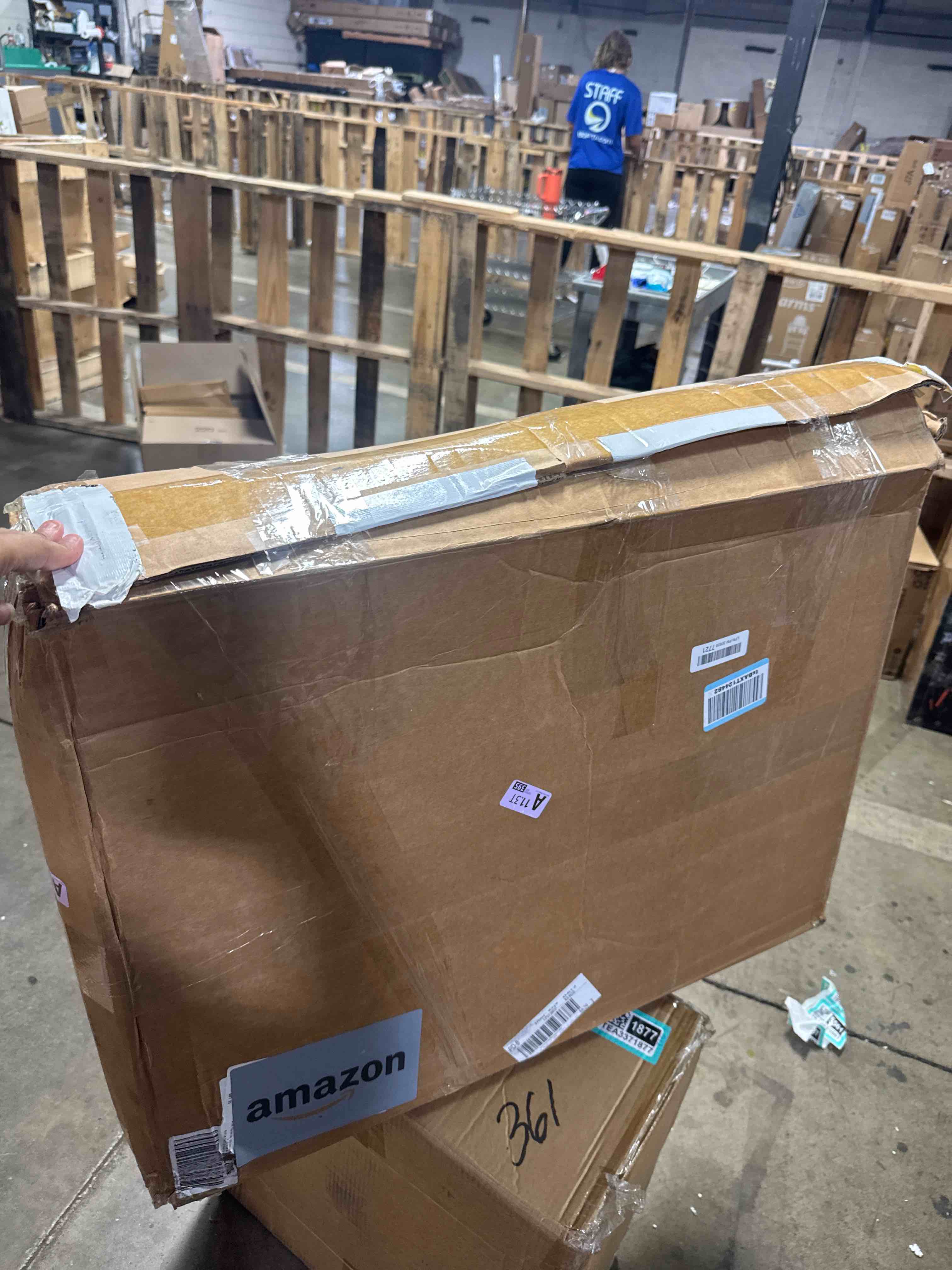 https://s3.amazonaws.com/lotting-images-prod/phillipi/GRA2156811_1759847334402.jpeg