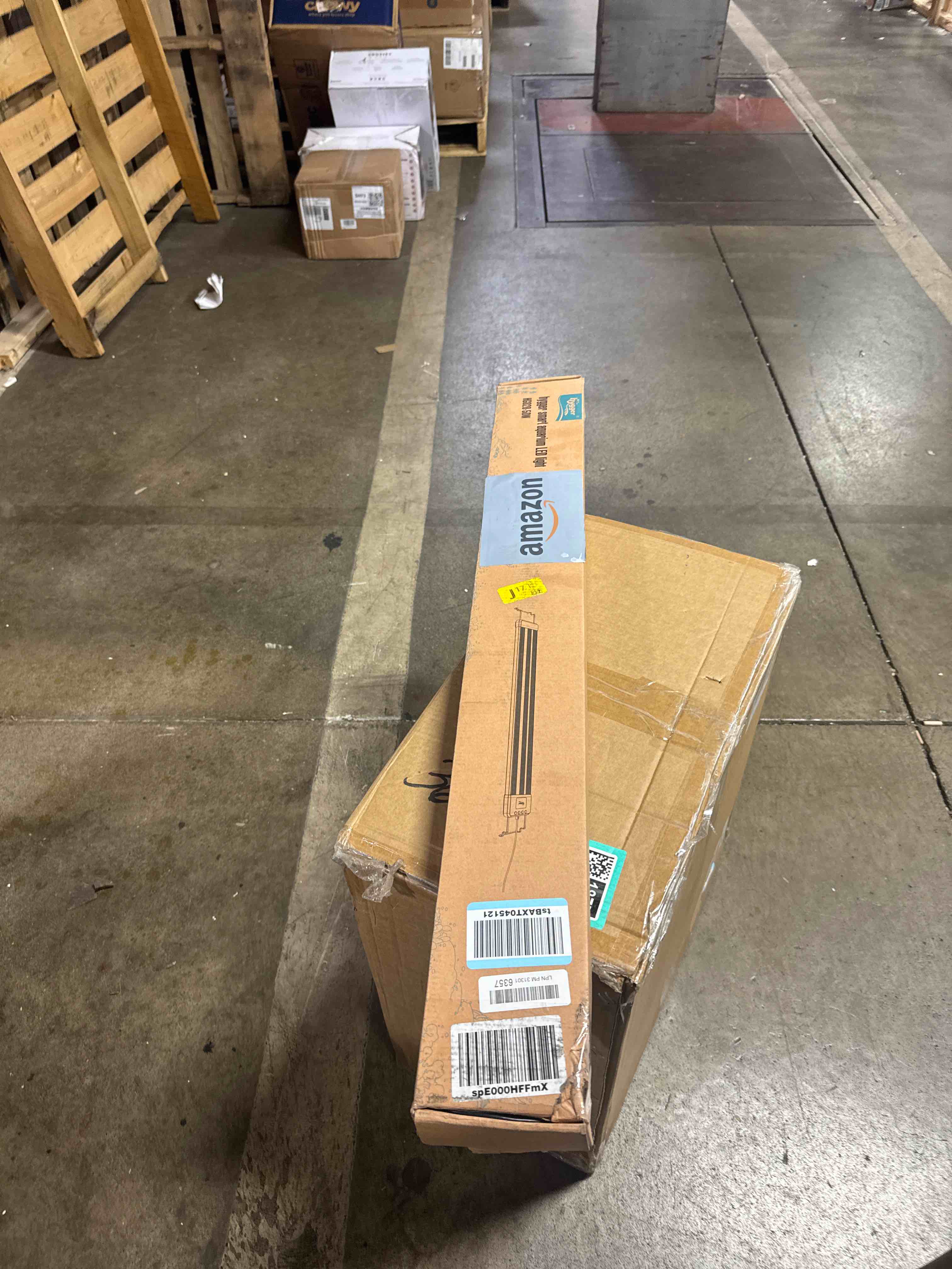 https://s3.amazonaws.com/lotting-images-prod/phillipi/GRA2156815_1759847873038.jpeg