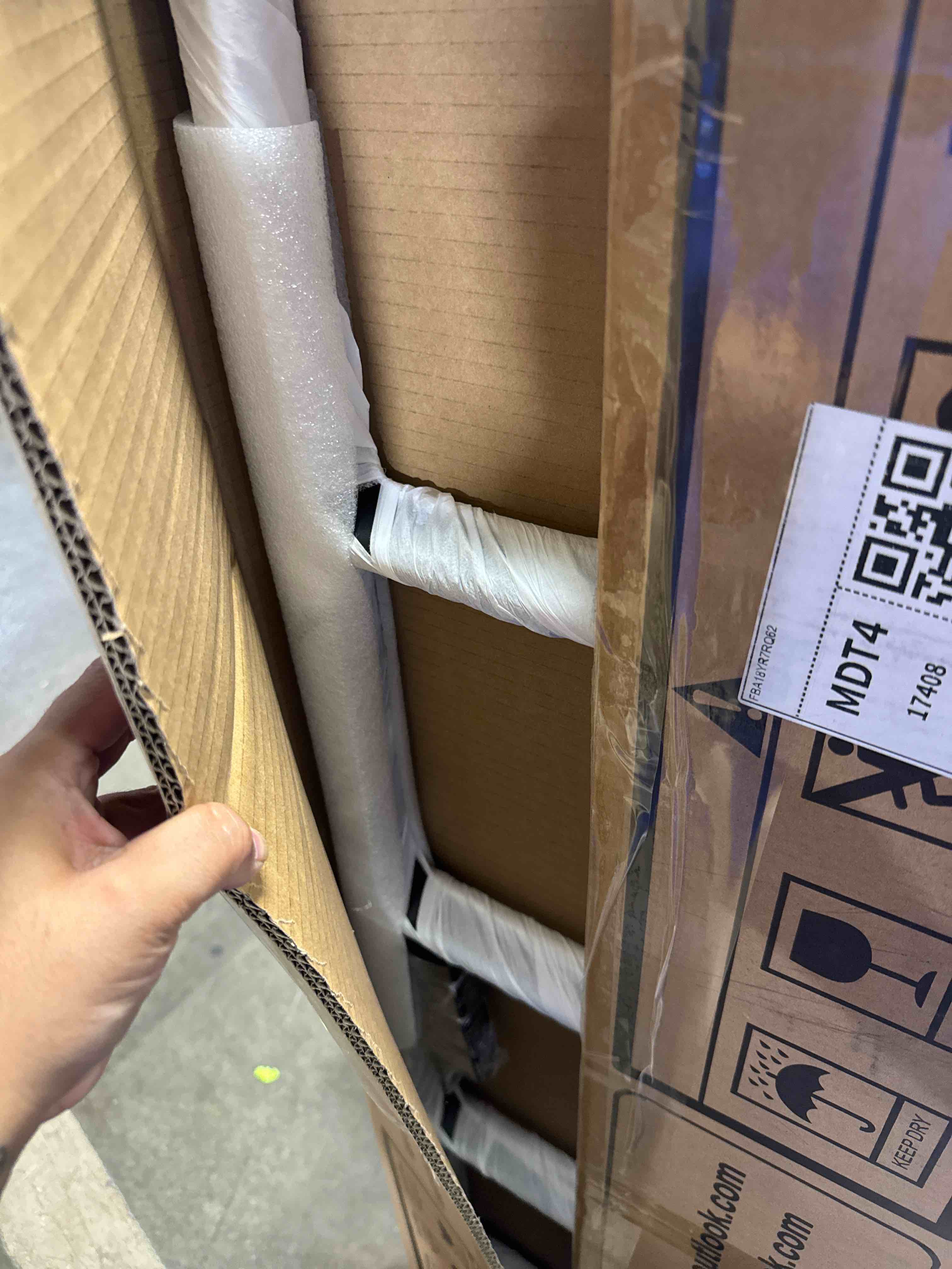 https://s3.amazonaws.com/lotting-images-prod/phillipi/GRA2156824_1759848968634.jpeg
