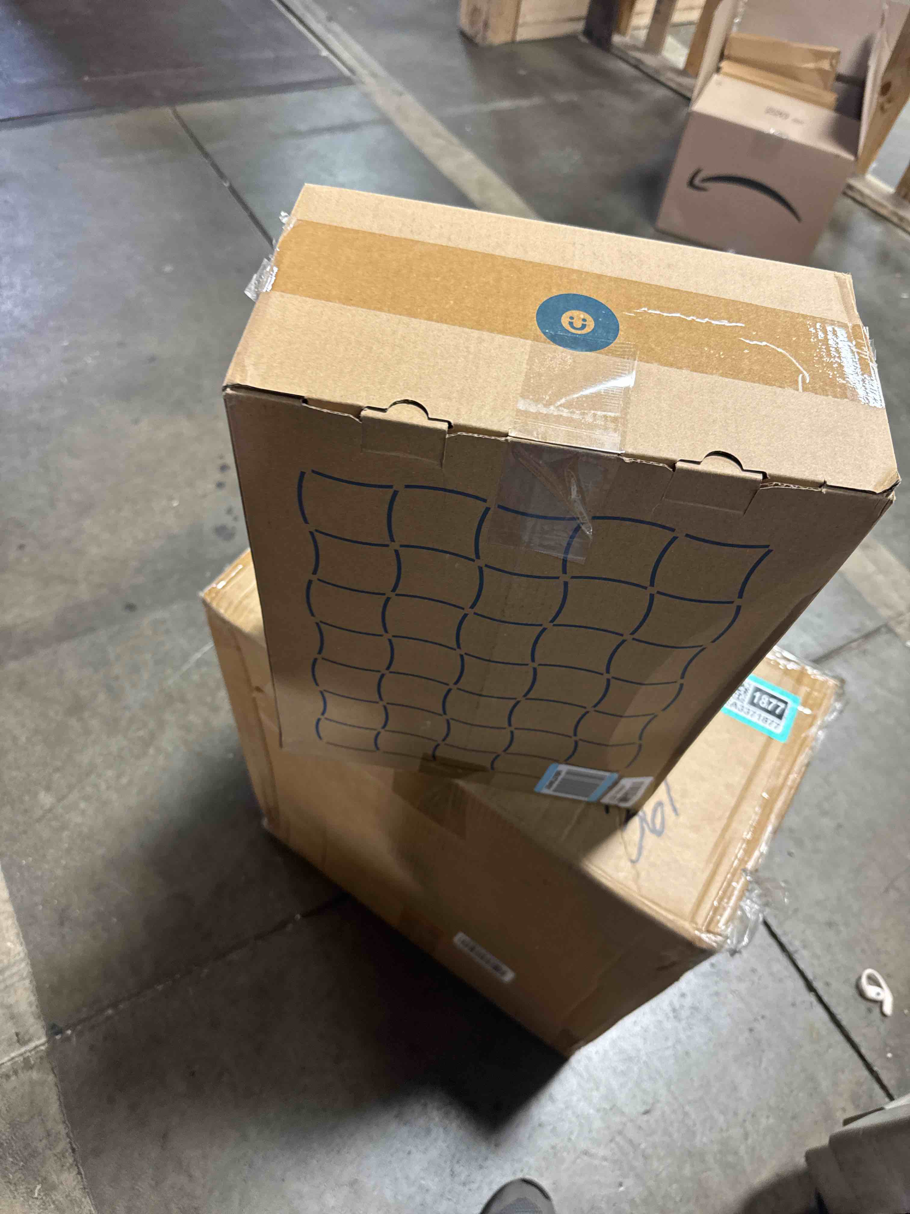 https://s3.amazonaws.com/lotting-images-prod/phillipi/GRA2156828_1759849413783.jpeg