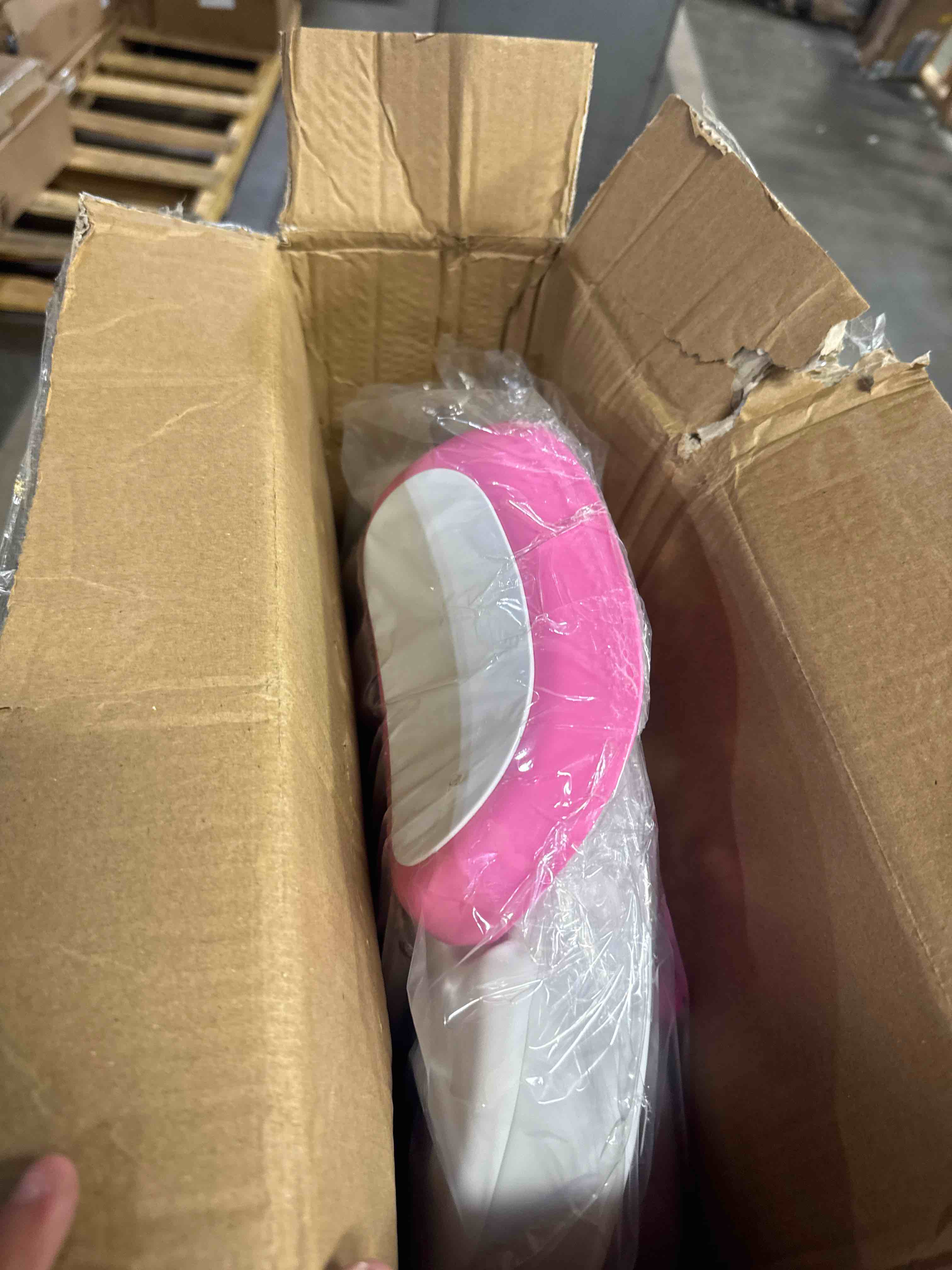 https://s3.amazonaws.com/lotting-images-prod/phillipi/GRA2156852_1759853699860.jpeg