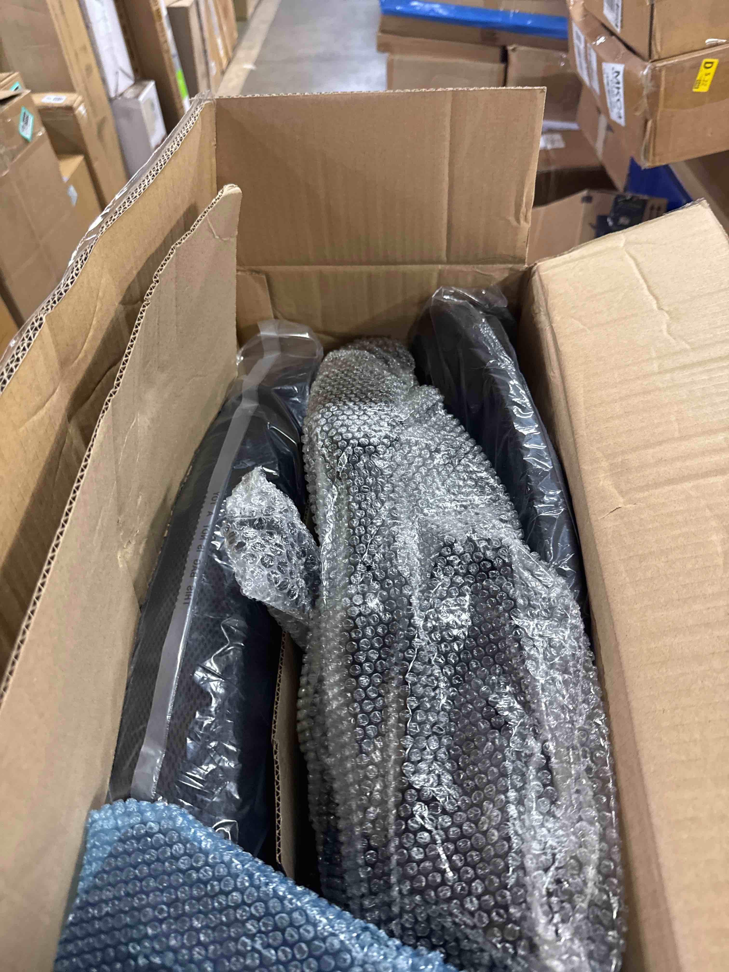 https://s3.amazonaws.com/lotting-images-prod/phillipi/GRA2156882_1759929506815.jpeg