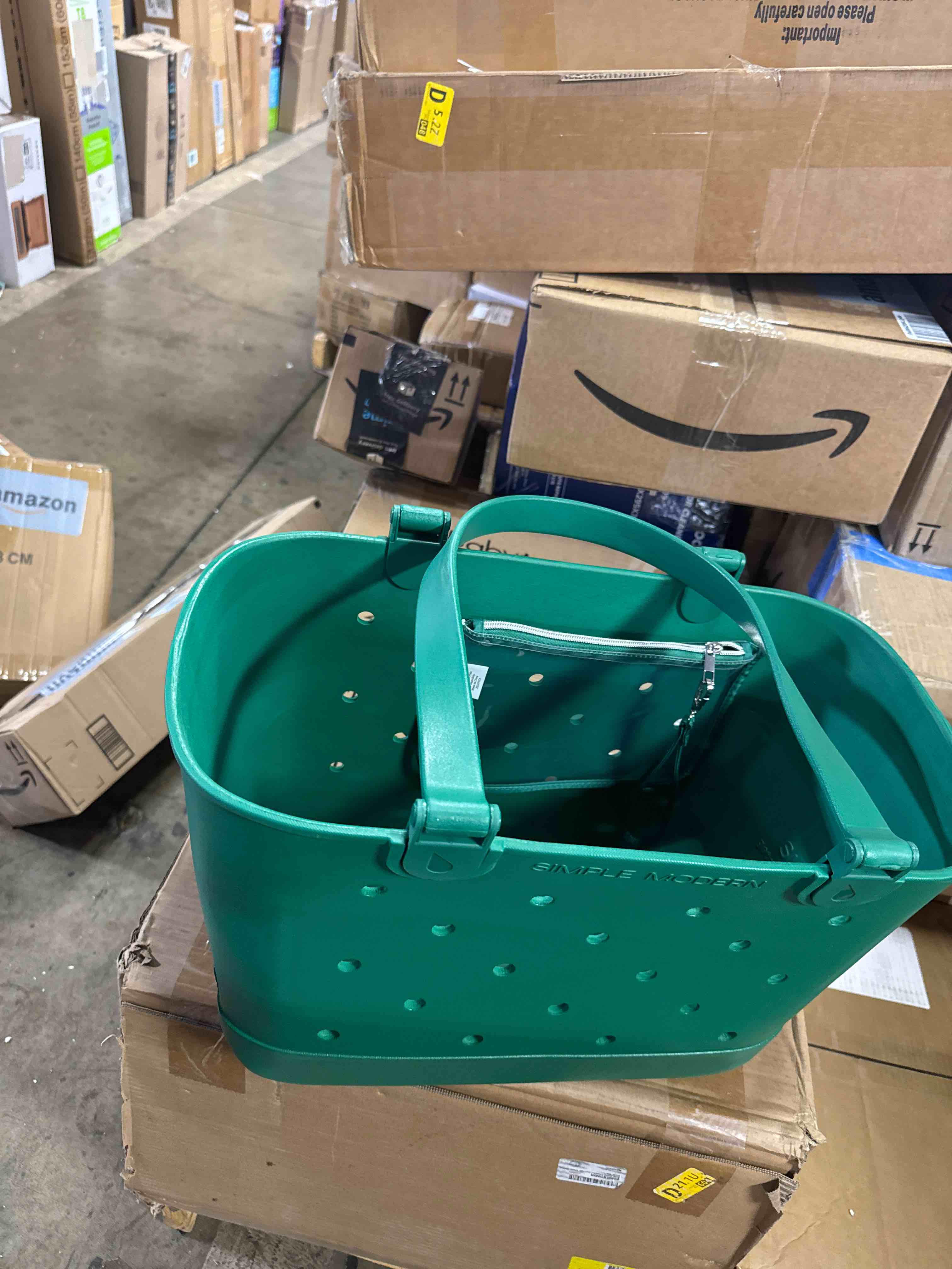 https://s3.amazonaws.com/lotting-images-prod/phillipi/GRA2156887_1759930431656.jpeg
